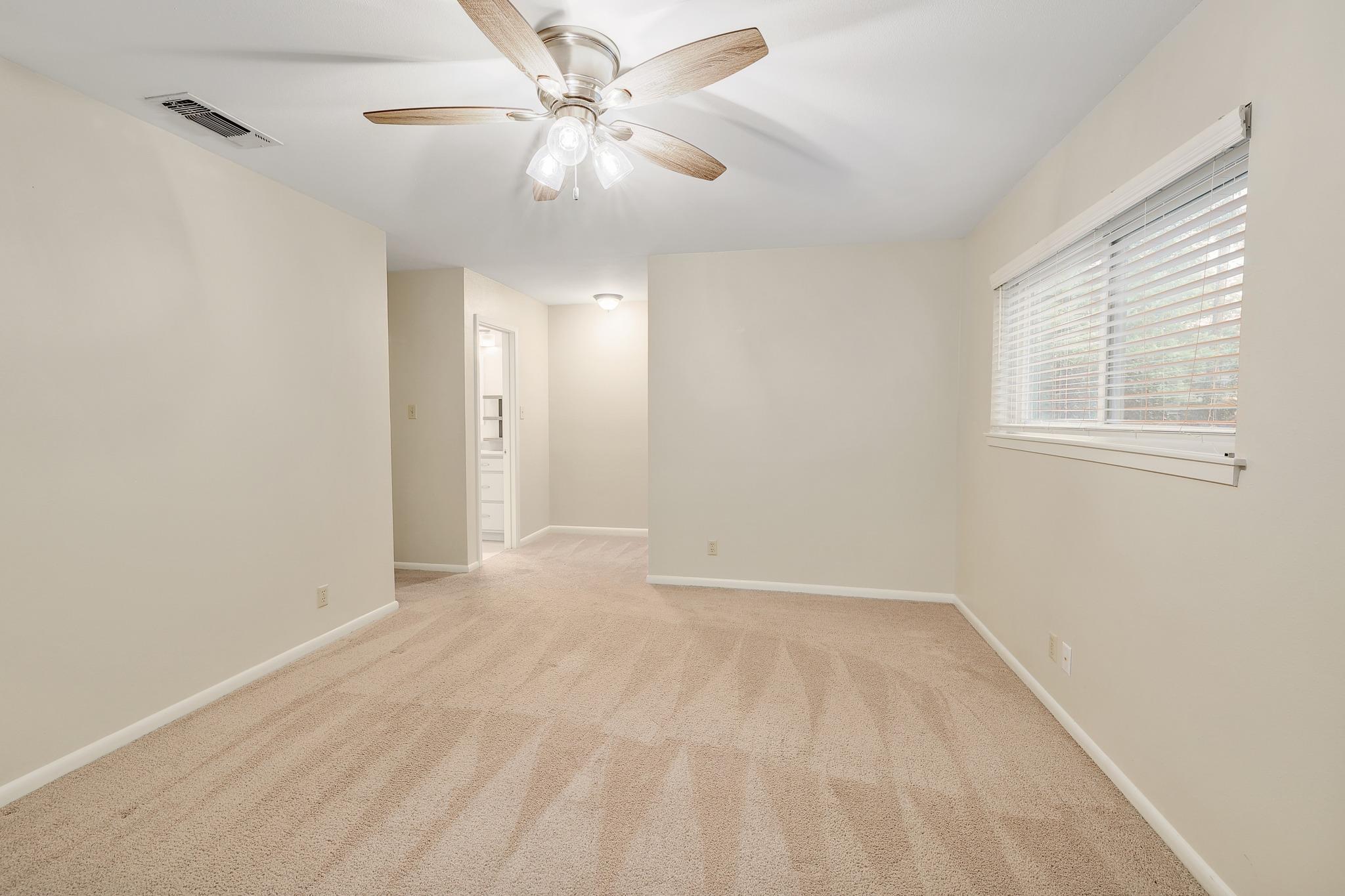 8609 Melshire Dr, Austin, TX 78757