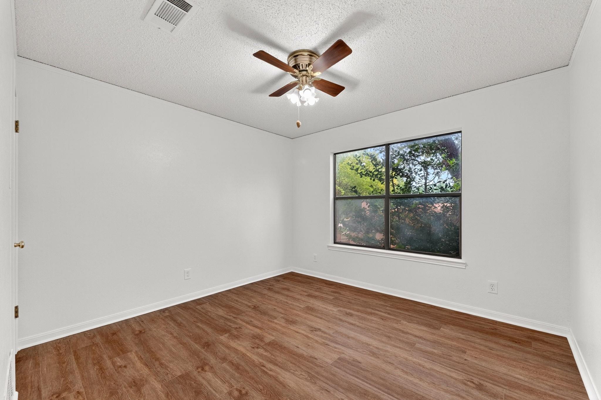 1301 Mill Creek Dr, Salado, TX 76571