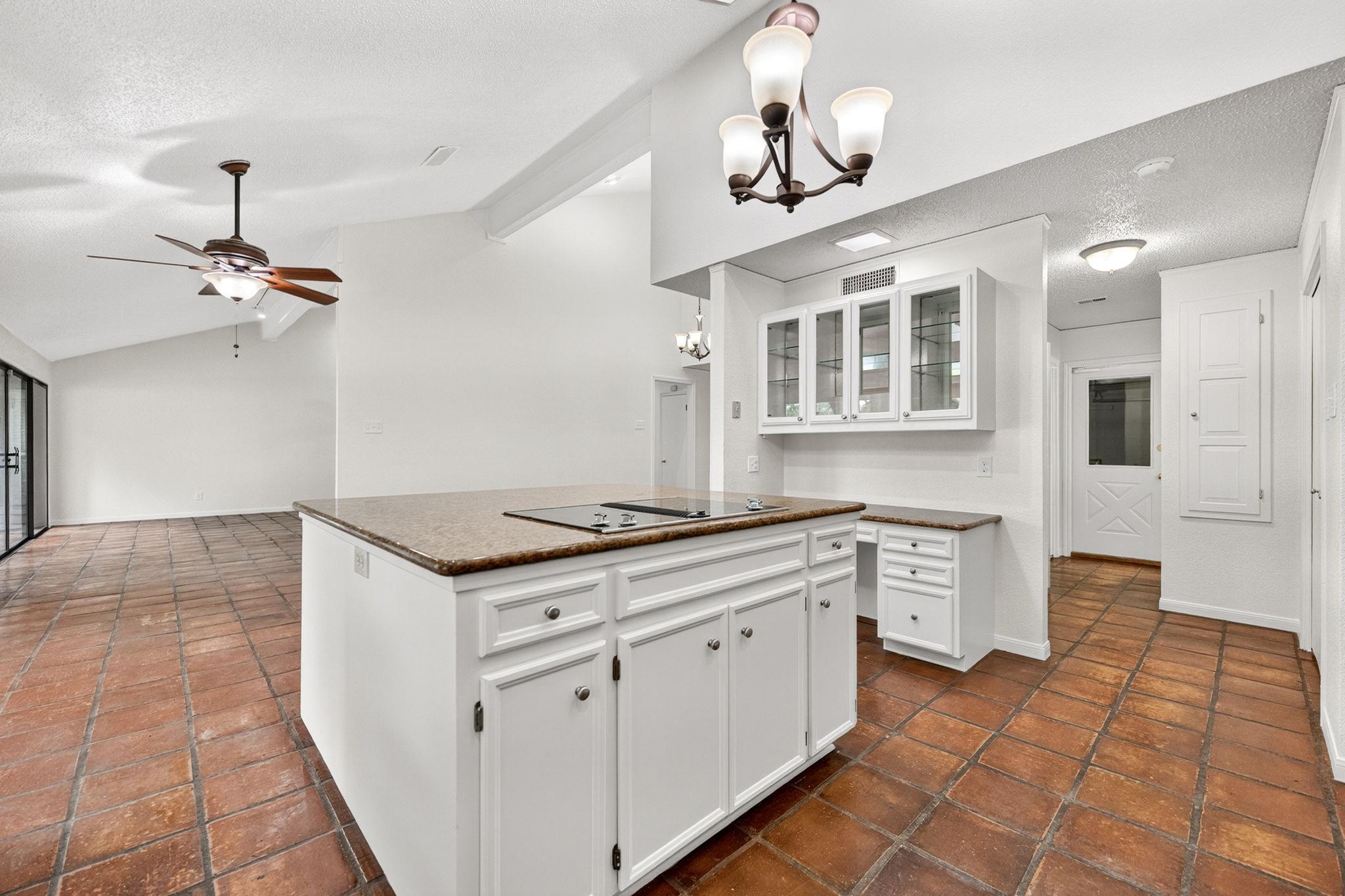 1301 Mill Creek Dr, Salado, TX 76571