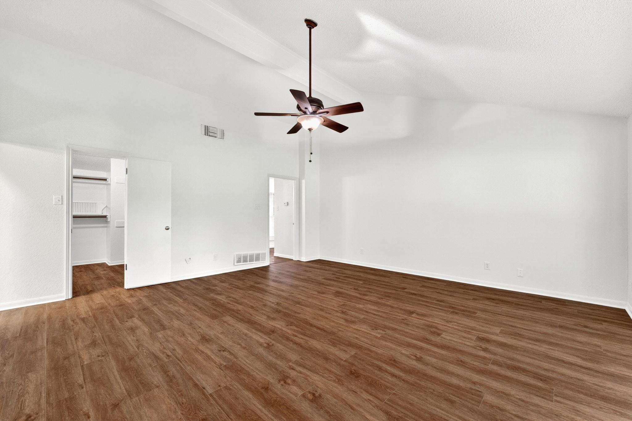 1301 Mill Creek Dr, Salado, TX 76571