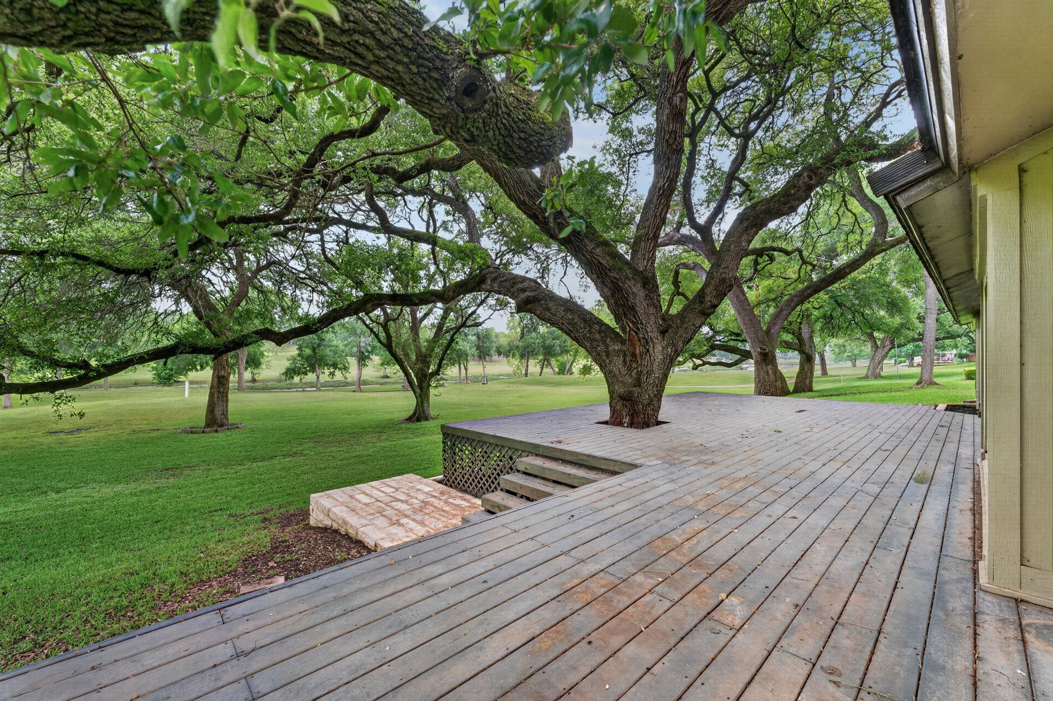 1301 Mill Creek Dr, Salado, TX 76571