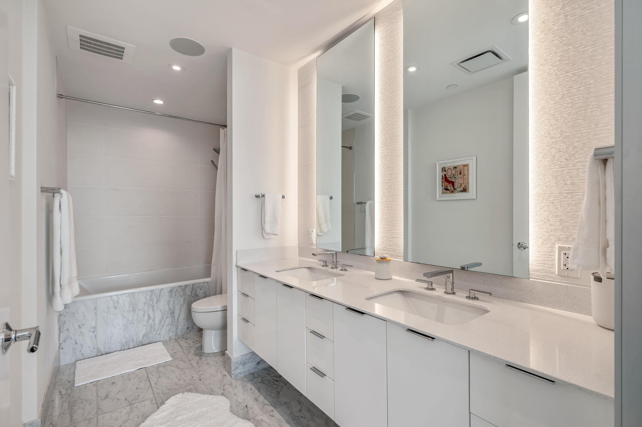 301 West Ave # 2009, Austin, TX 78701