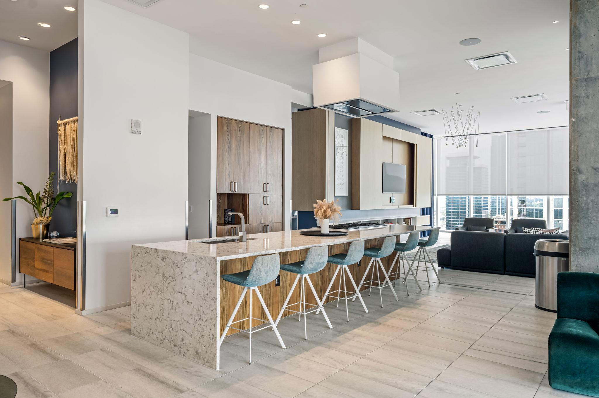 301 West Ave # 2009, Austin, TX 78701