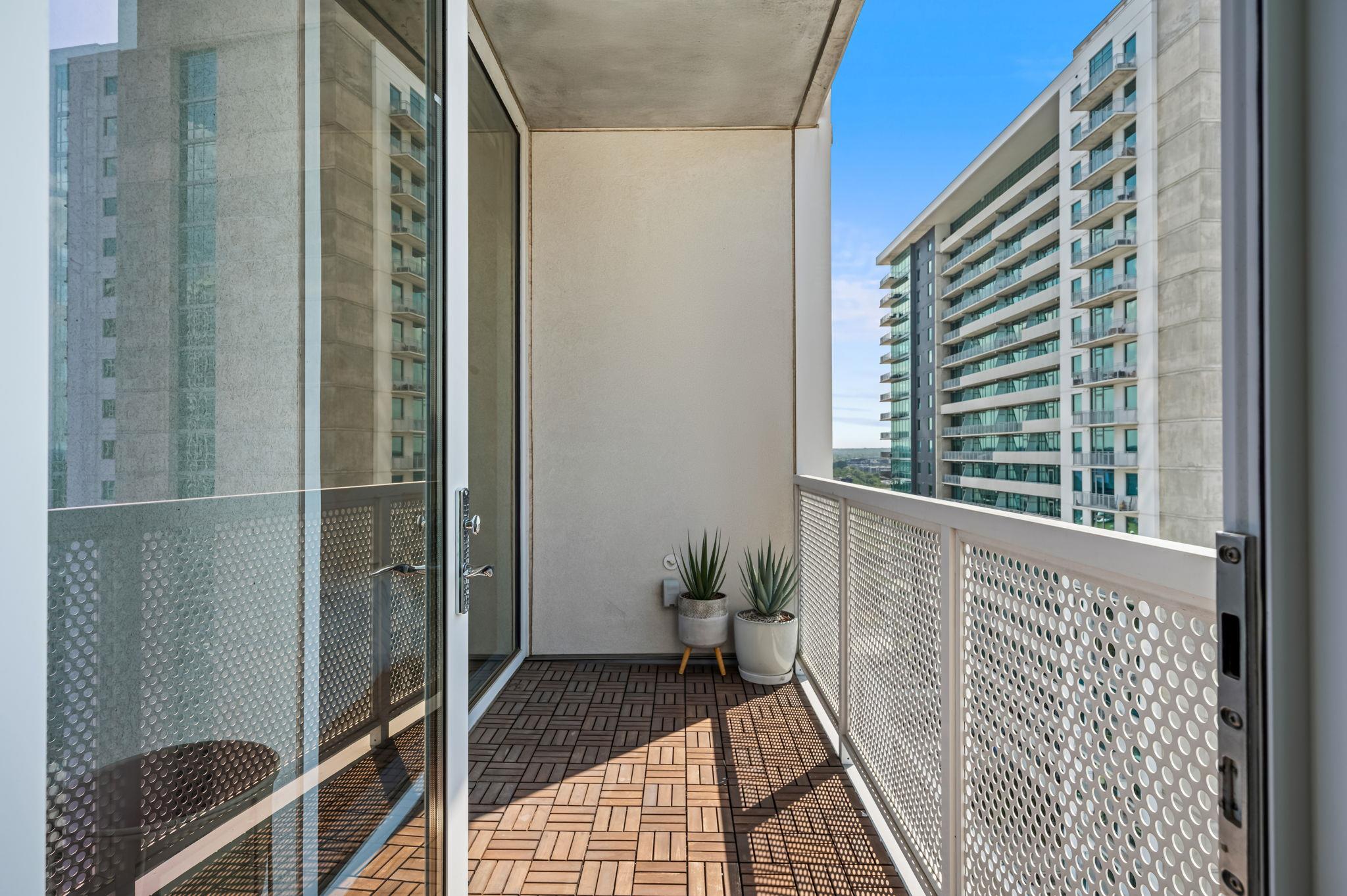 301 West Ave # 2009, Austin, TX 78701