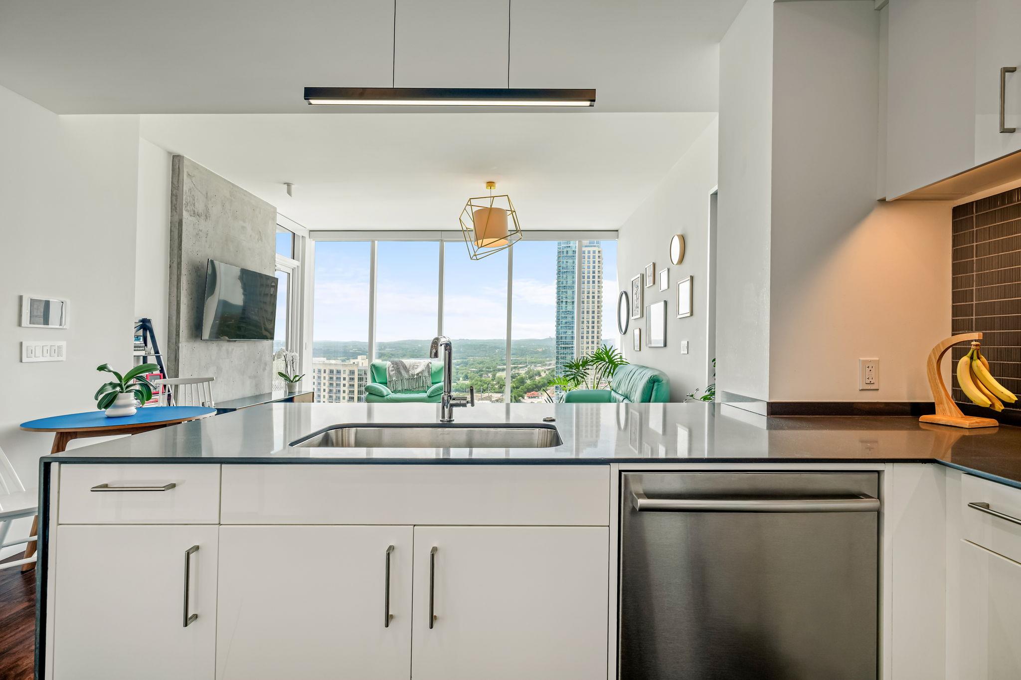 301 West Ave # 2009, Austin, TX 78701