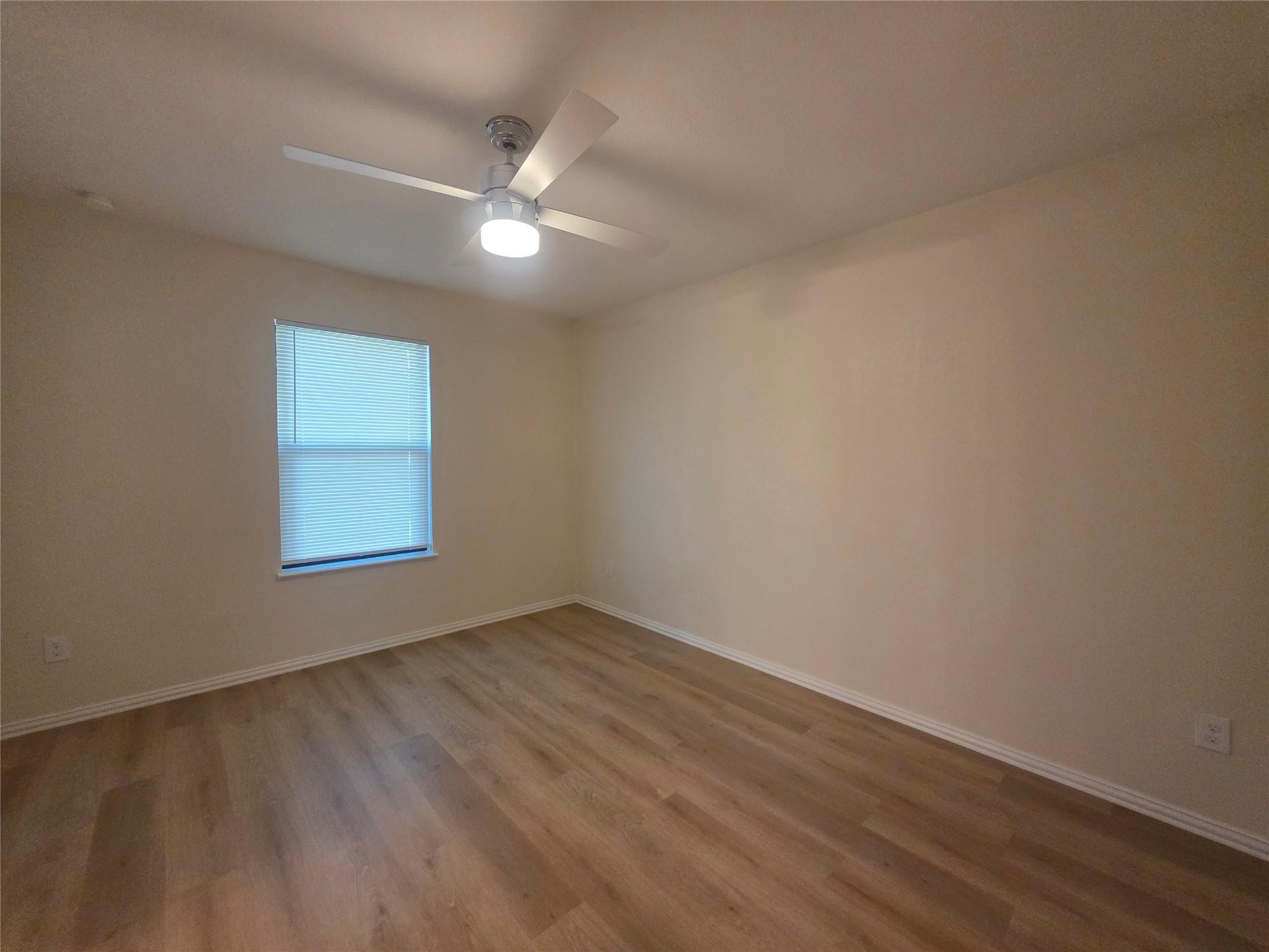 104 E Eggleston St, Manor, TX 78653