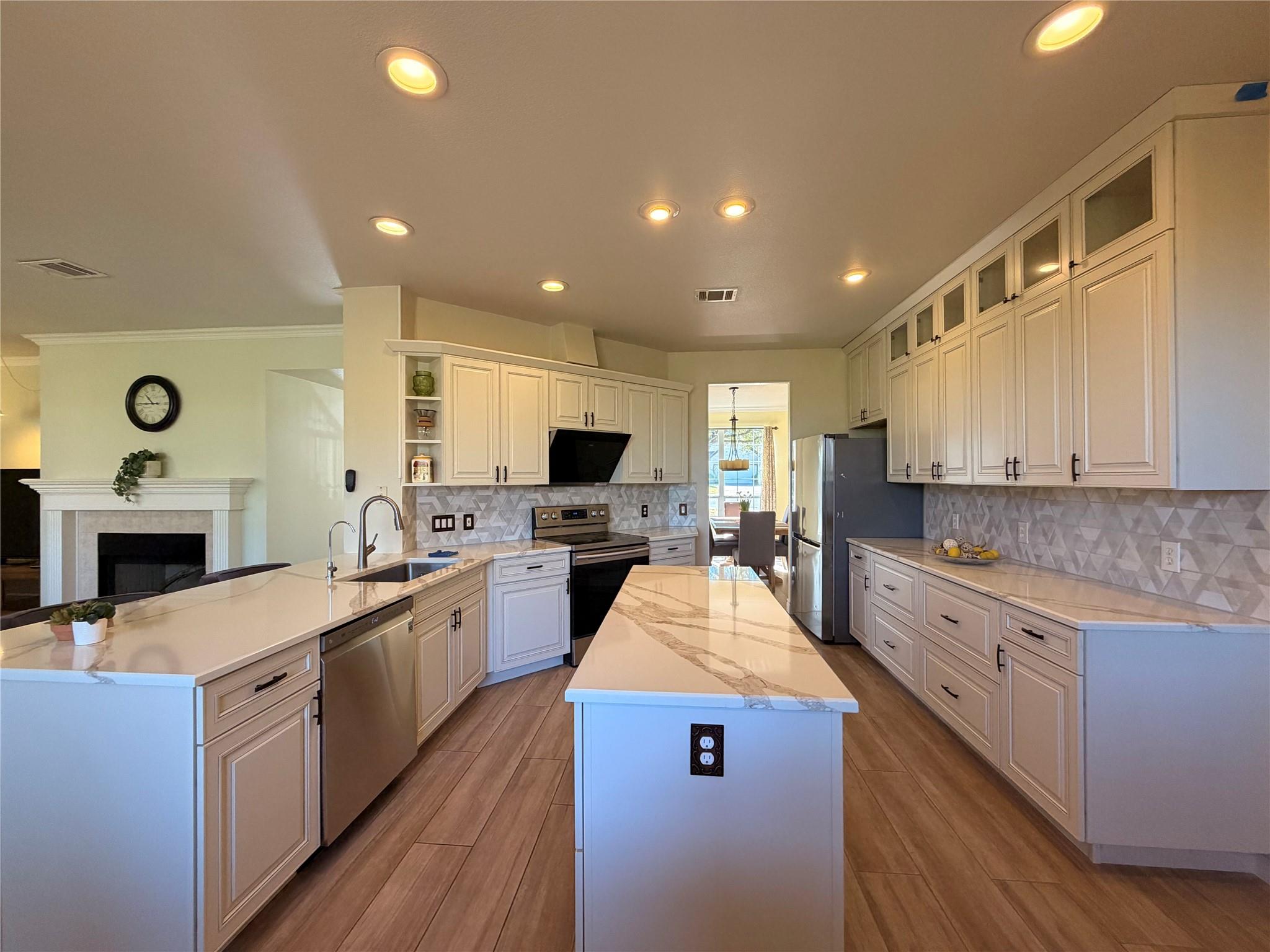 12008 Fortuna Cv, Austin, TX 78738