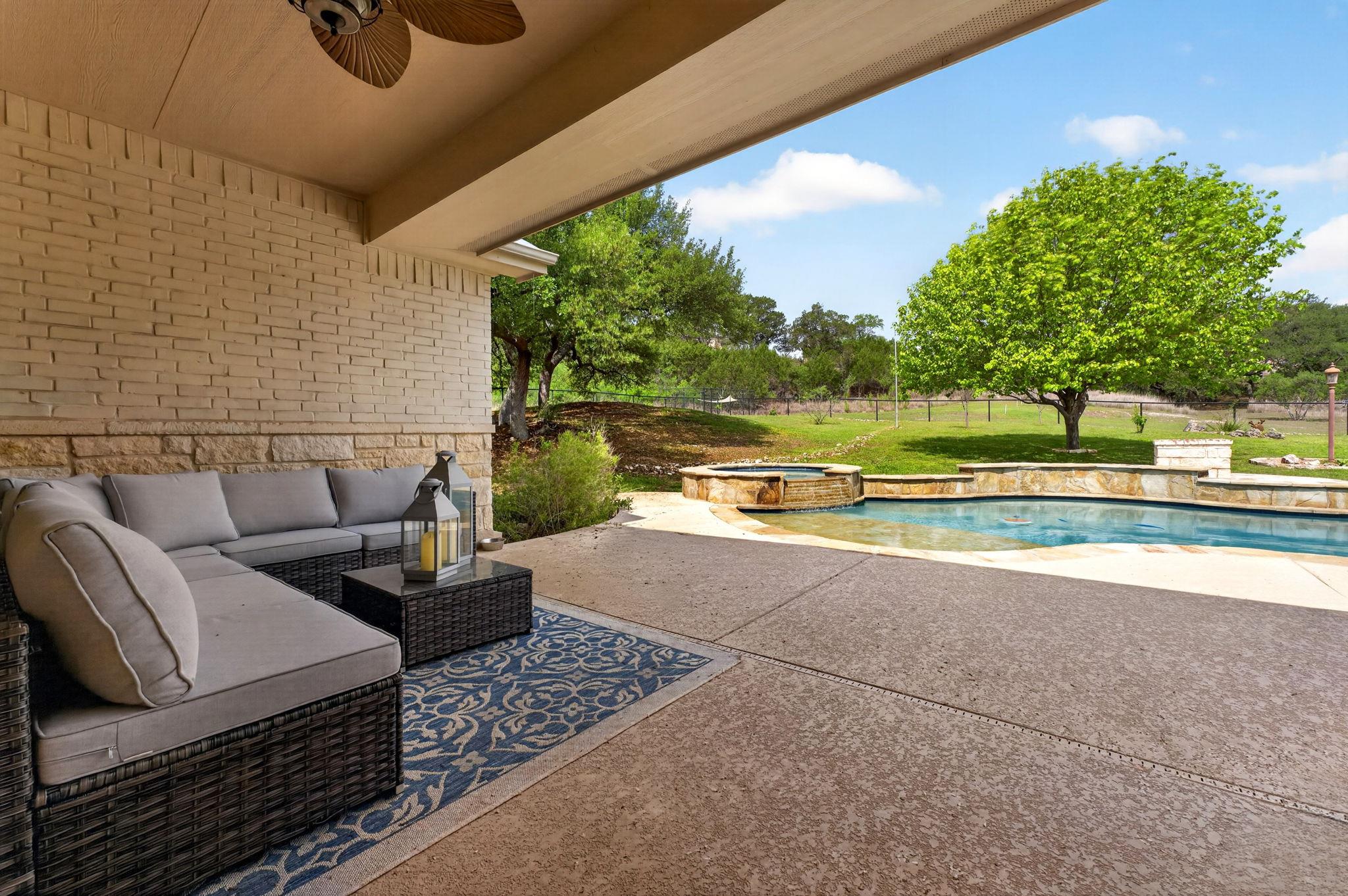 123 GROSBEAK Dr, Spring Branch, TX 78070