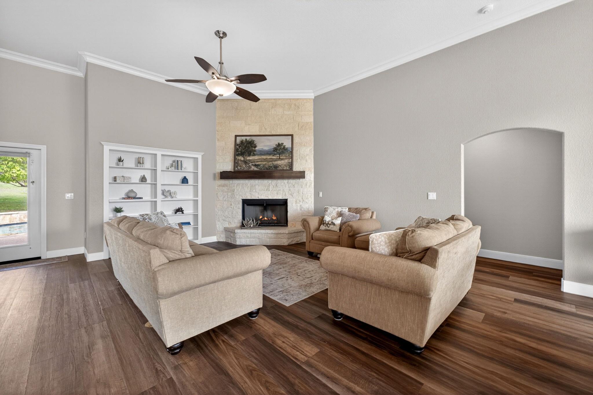 123 GROSBEAK Dr, Spring Branch, TX 78070