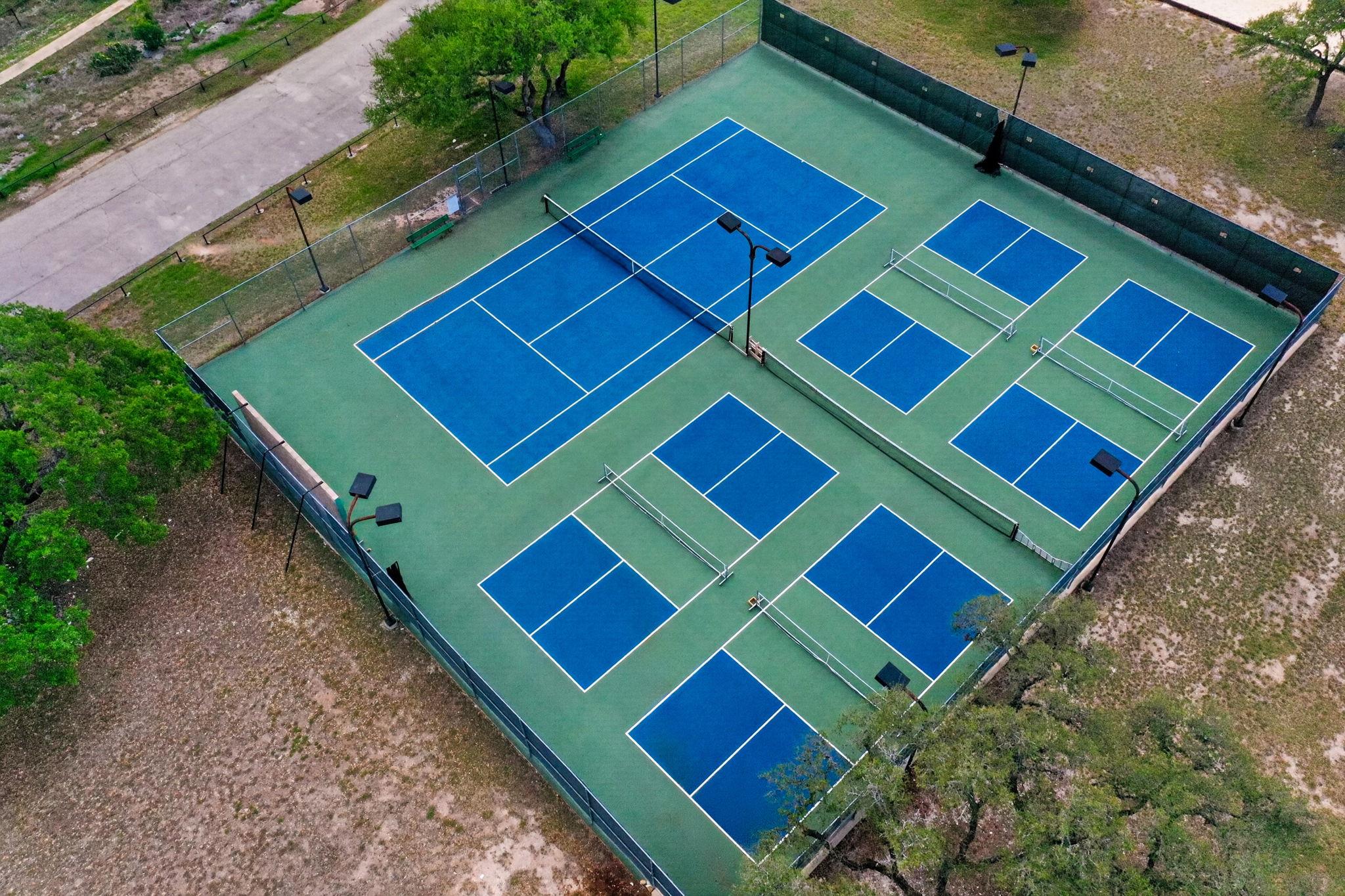 123 GROSBEAK Dr, Spring Branch, TX 78070