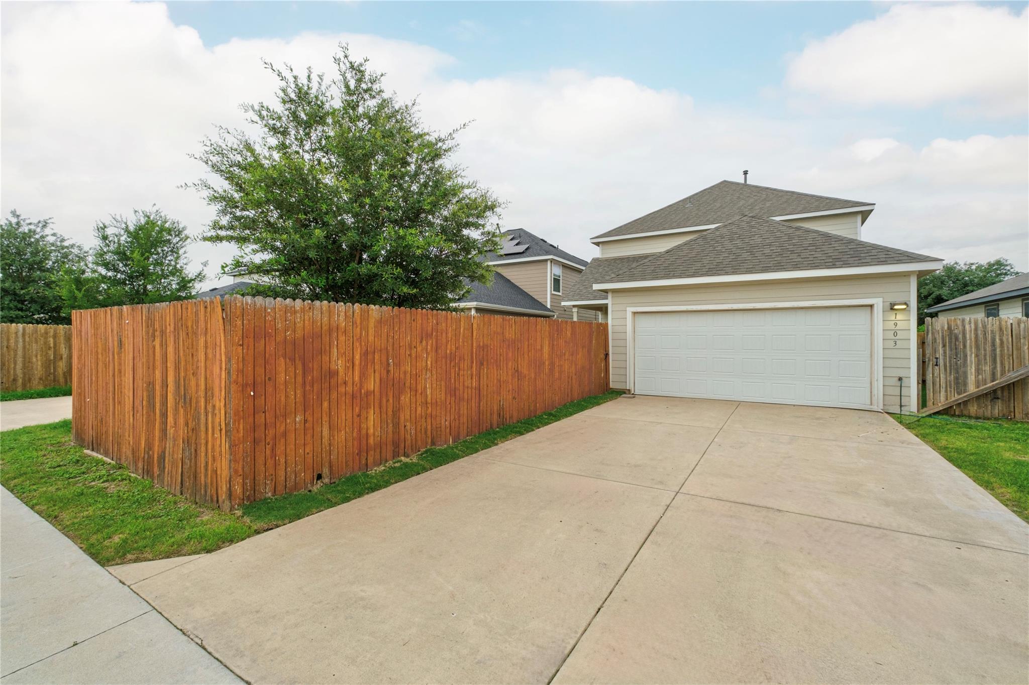 1903 Rinker Ranch Dr, Austin, TX 78725