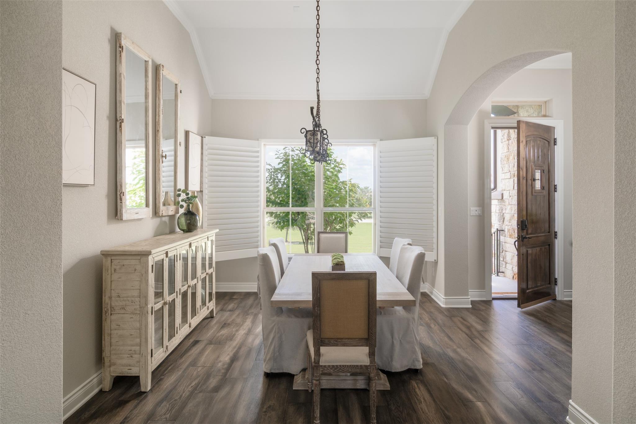 893 Blue Ridge Dr, Dripping Springs, TX 78620