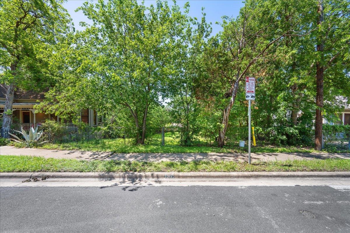1205 E 8th St, Austin, TX 78702
