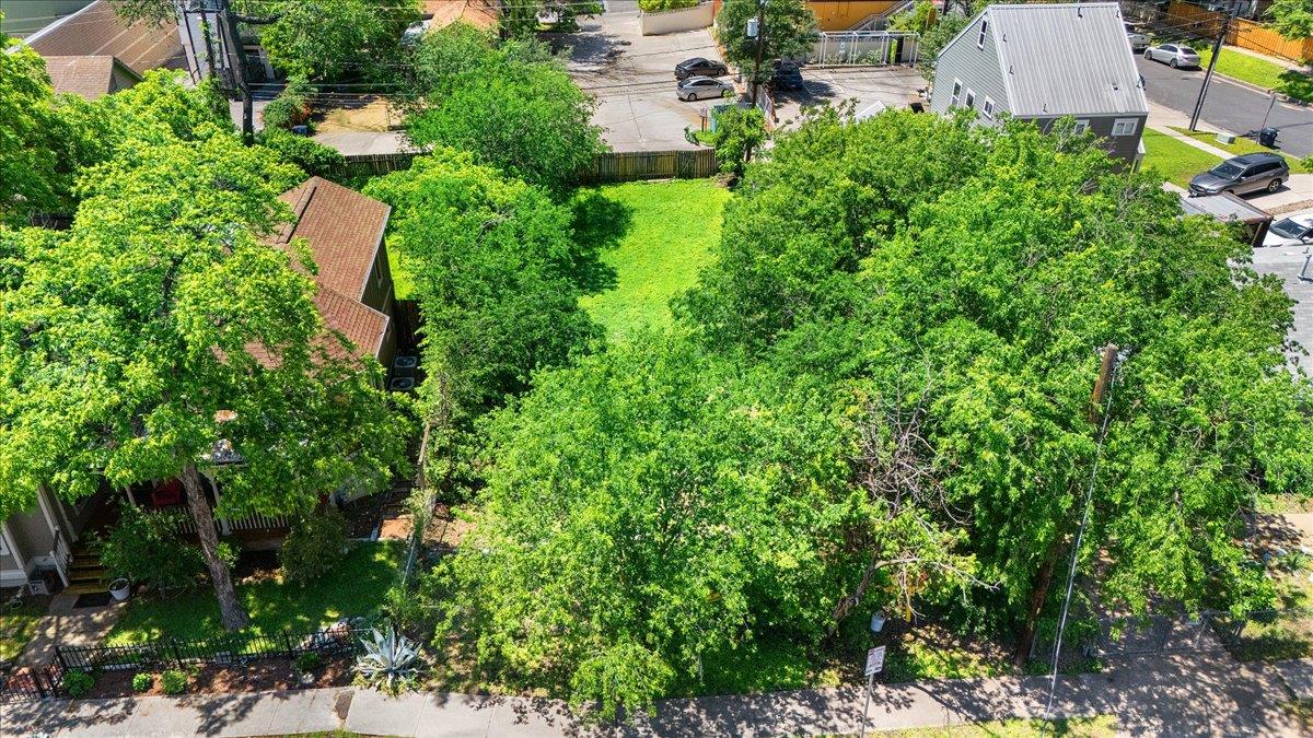 1205 E 8th St, Austin, TX 78702
