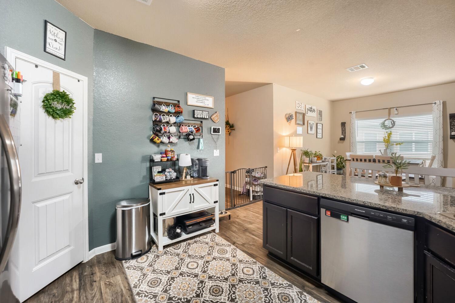 274 Orchard Ln, Kyle, TX 78640