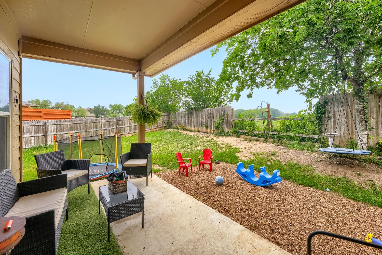 274 Orchard Ln, Kyle, TX 78640