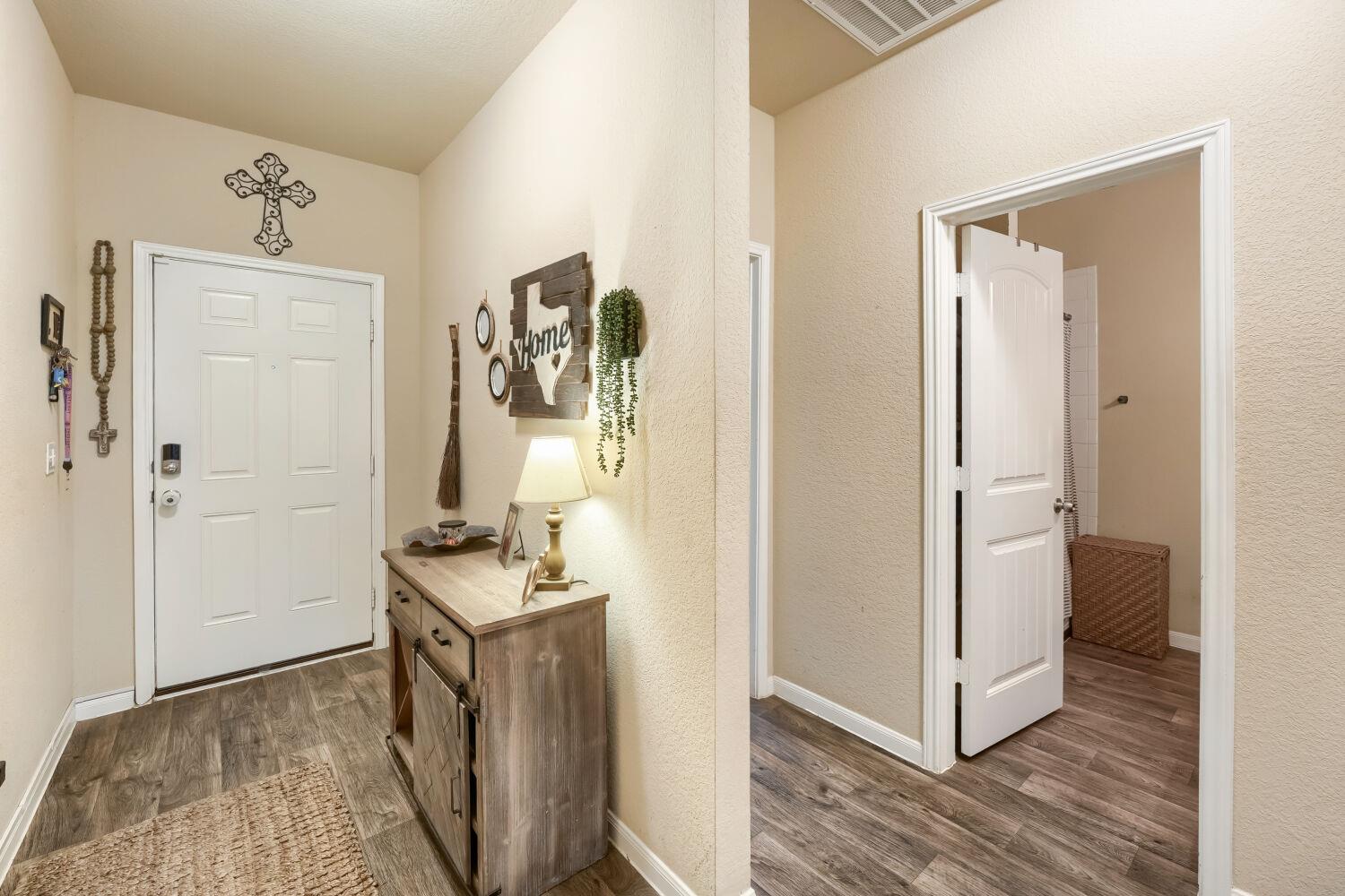 274 Orchard Ln, Kyle, TX 78640