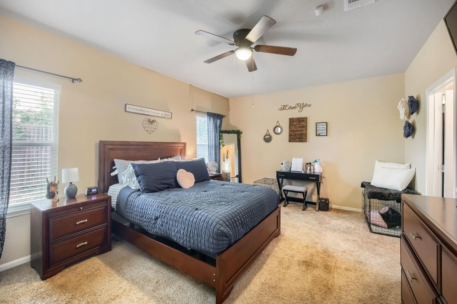 274 Orchard Ln, Kyle, TX 78640