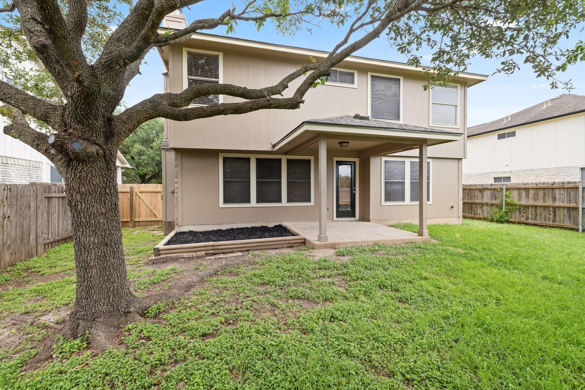 725 Leann Ln, Cedar Park, TX 78613