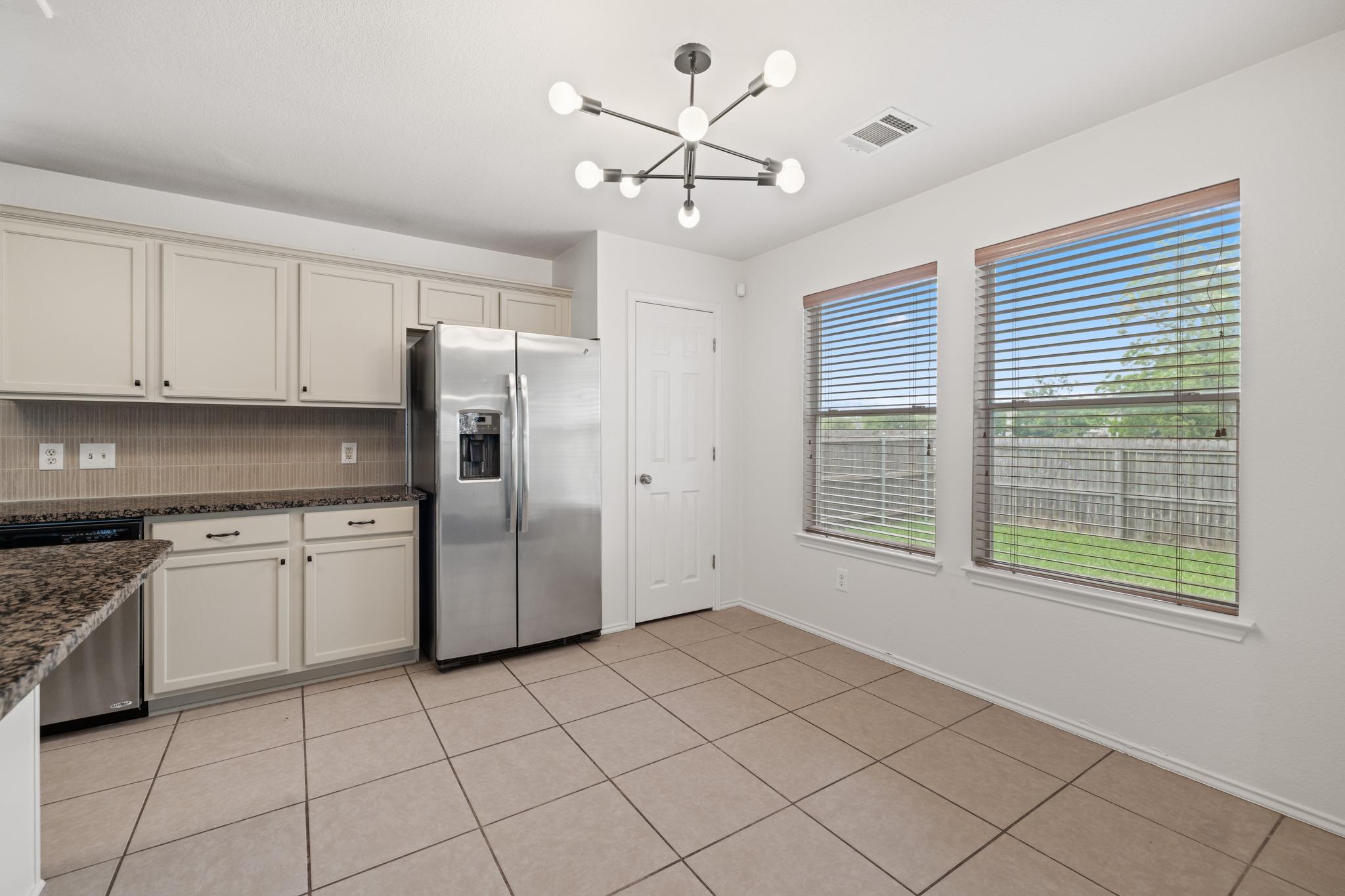 725 Leann Ln, Cedar Park, TX 78613