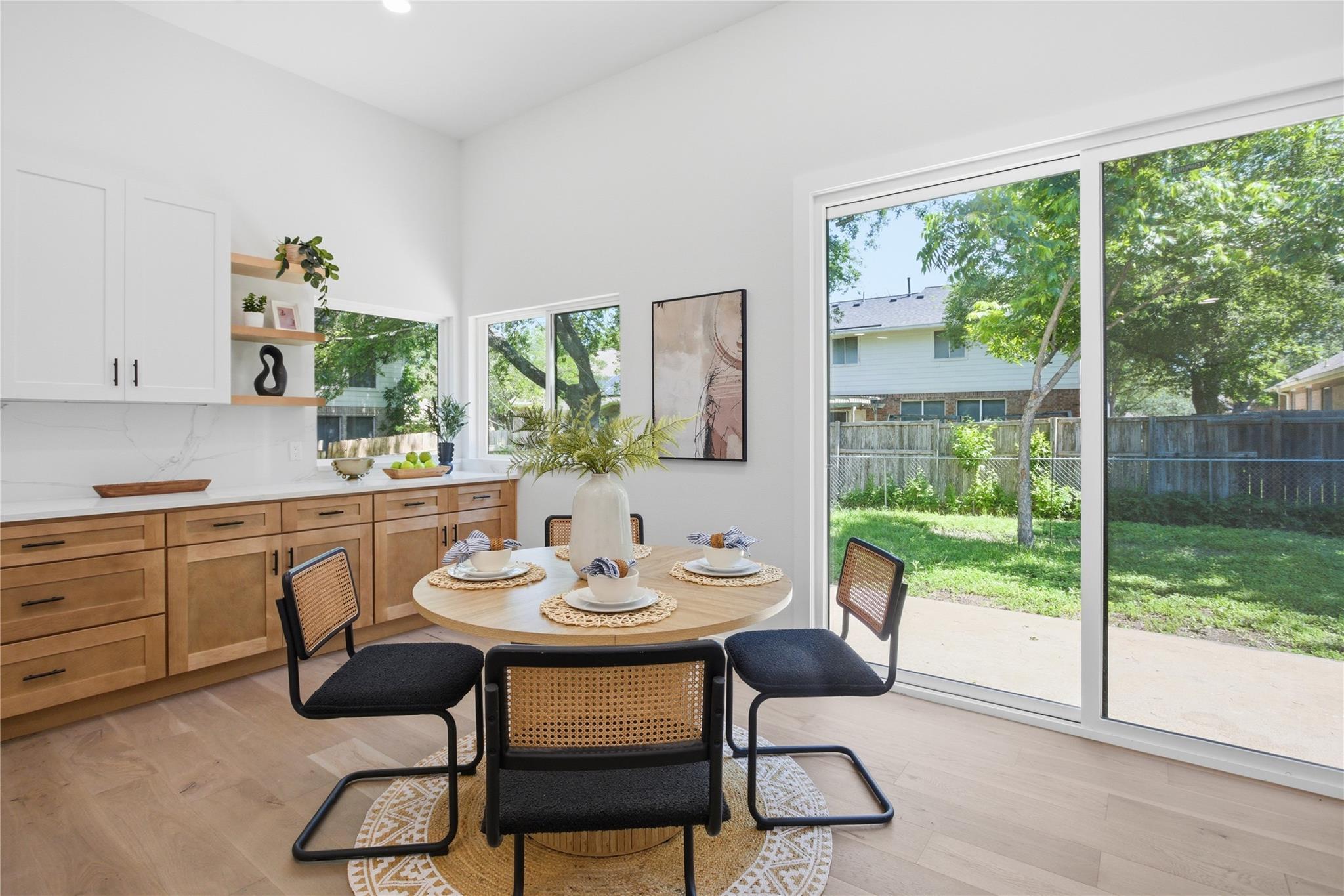 2110 Magazine St, Austin, TX 78727