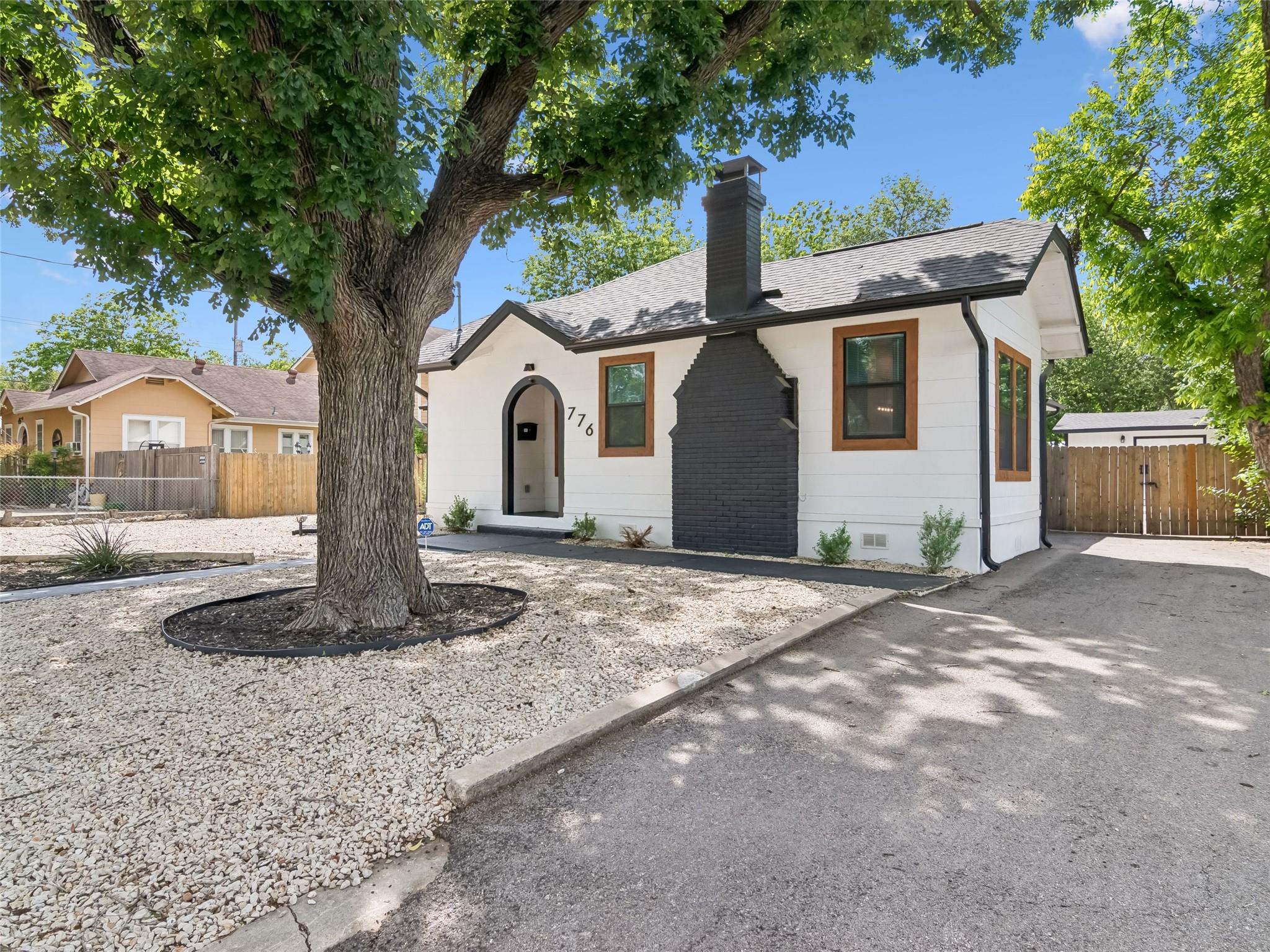 776 Butcher St, New Braunfels, TX 78130