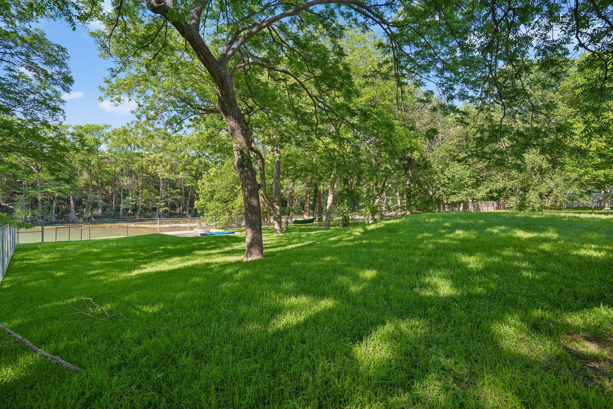 716 River Cliff Dr, Canyon Lake, TX 78133