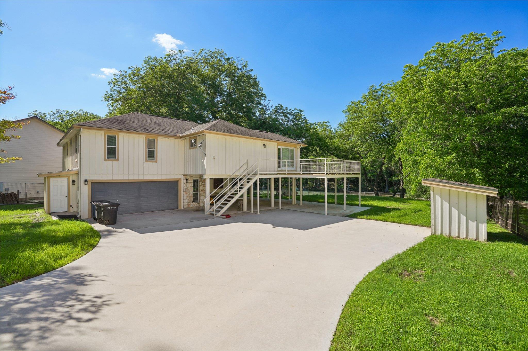 716 River Cliff Dr, Canyon Lake, TX 78133