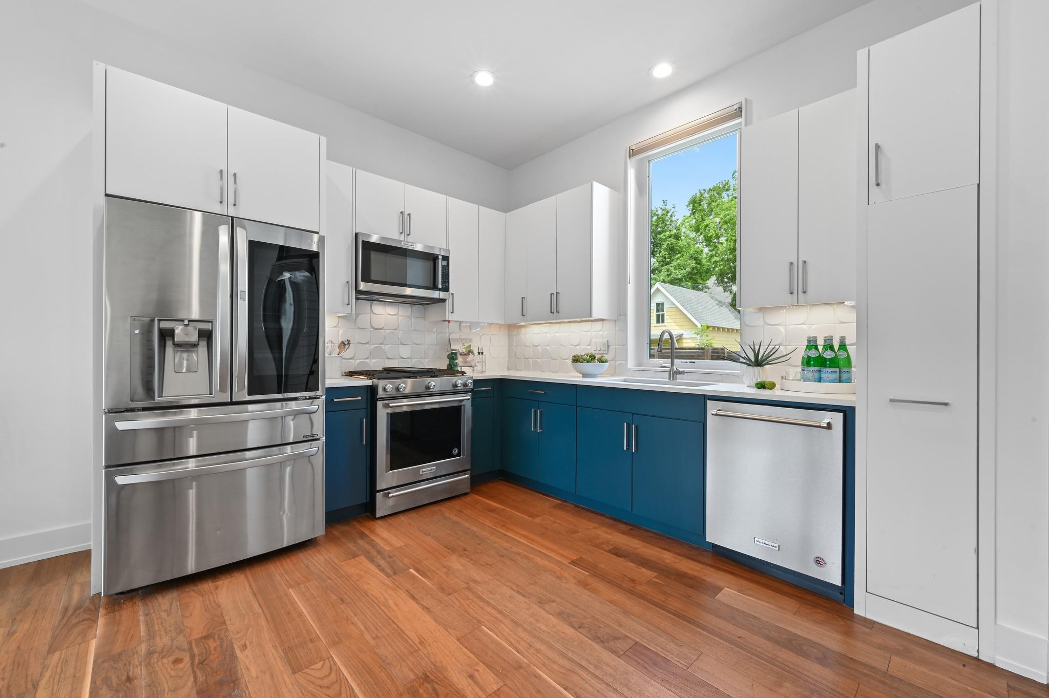 2010 Goodrich Ave # 8B, Austin, TX 78704