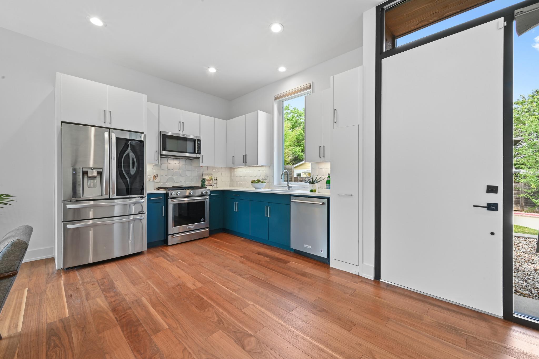 2010 Goodrich Ave # 8B, Austin, TX 78704
