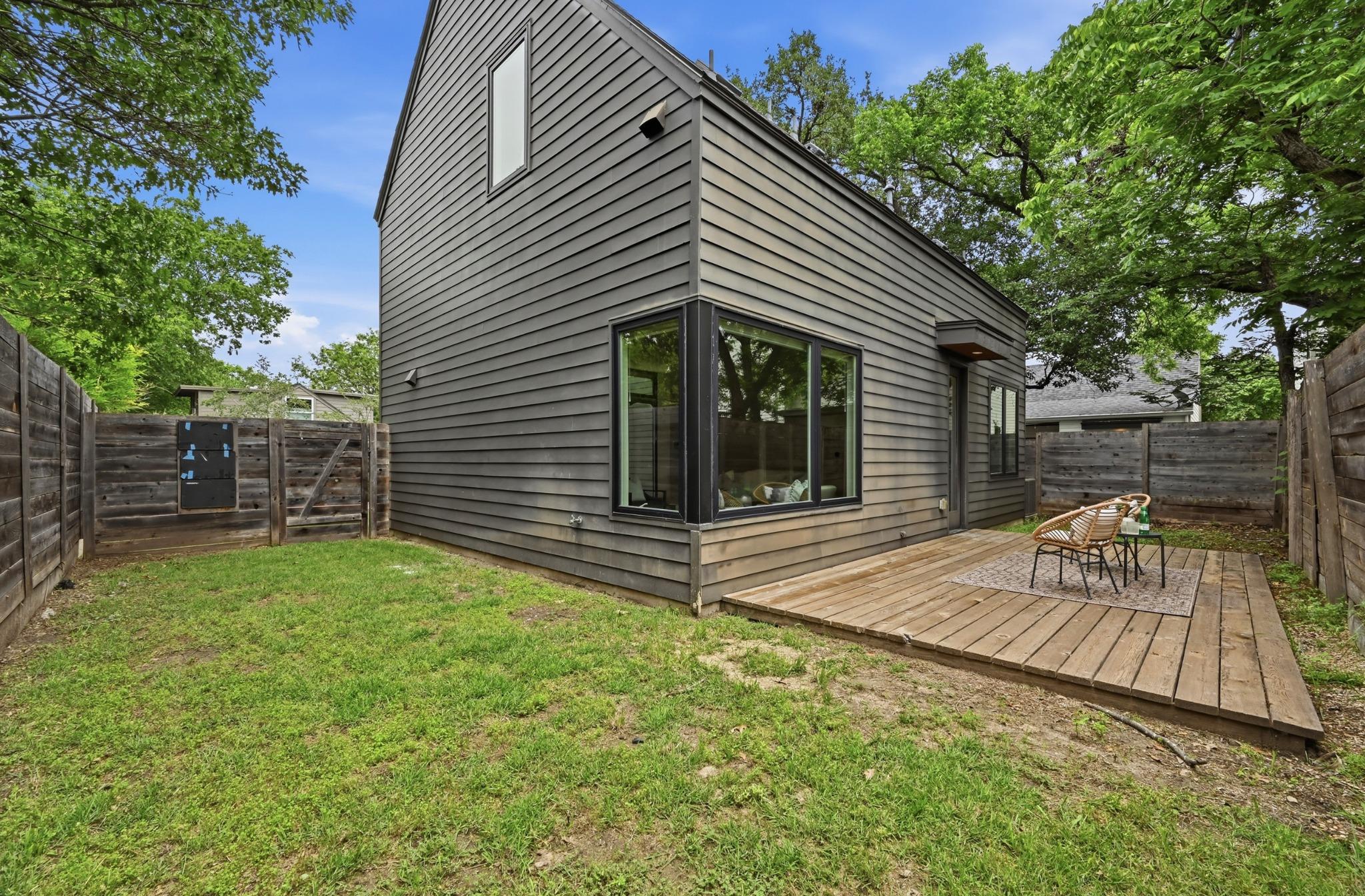 2010 Goodrich Ave # 8B, Austin, TX 78704