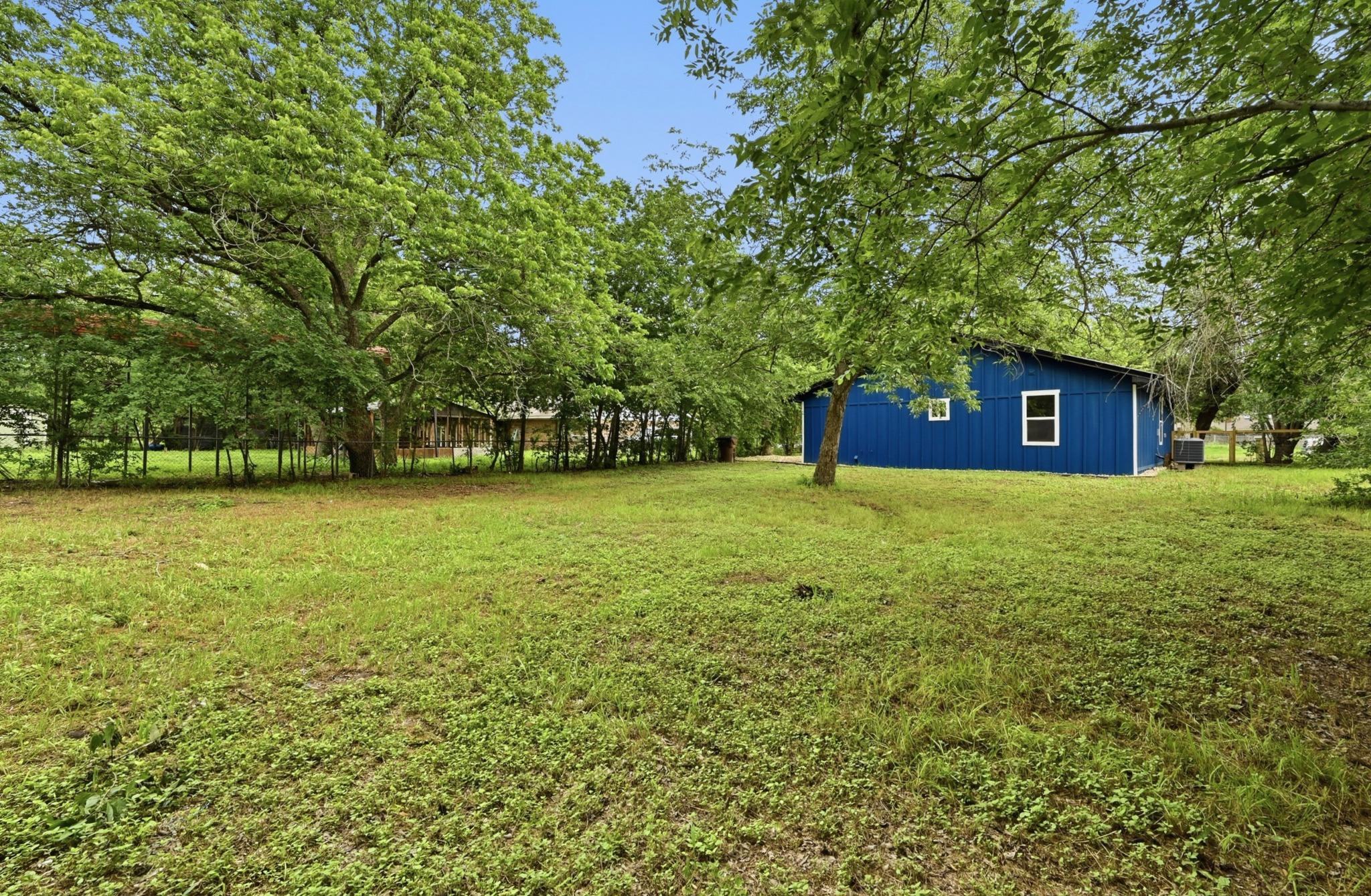 827 Clearfork St, Lockhart, TX 78644