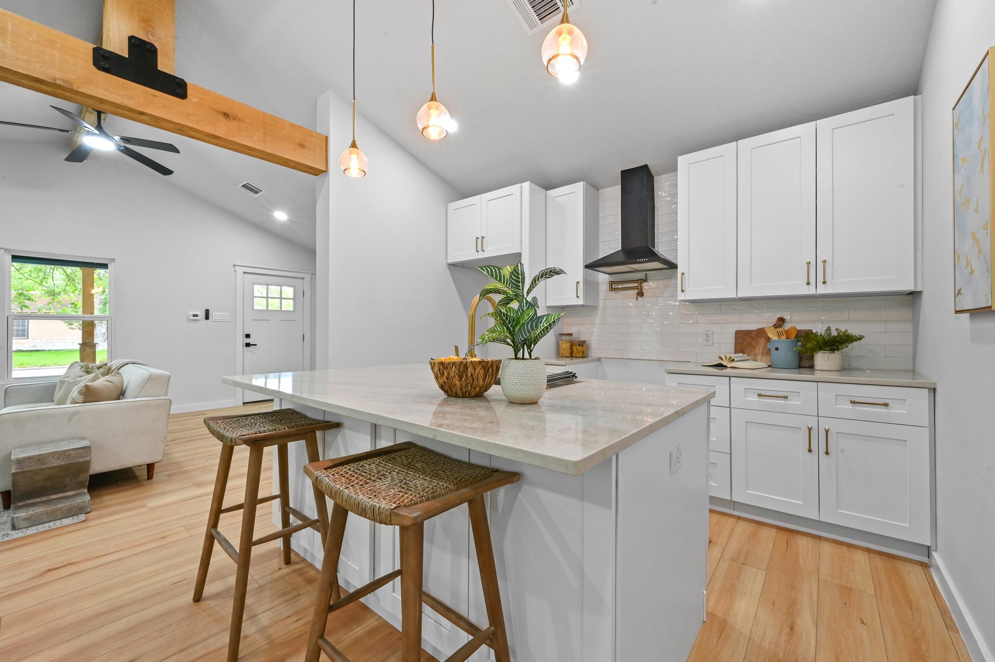 827 Clearfork St, Lockhart, TX 78644