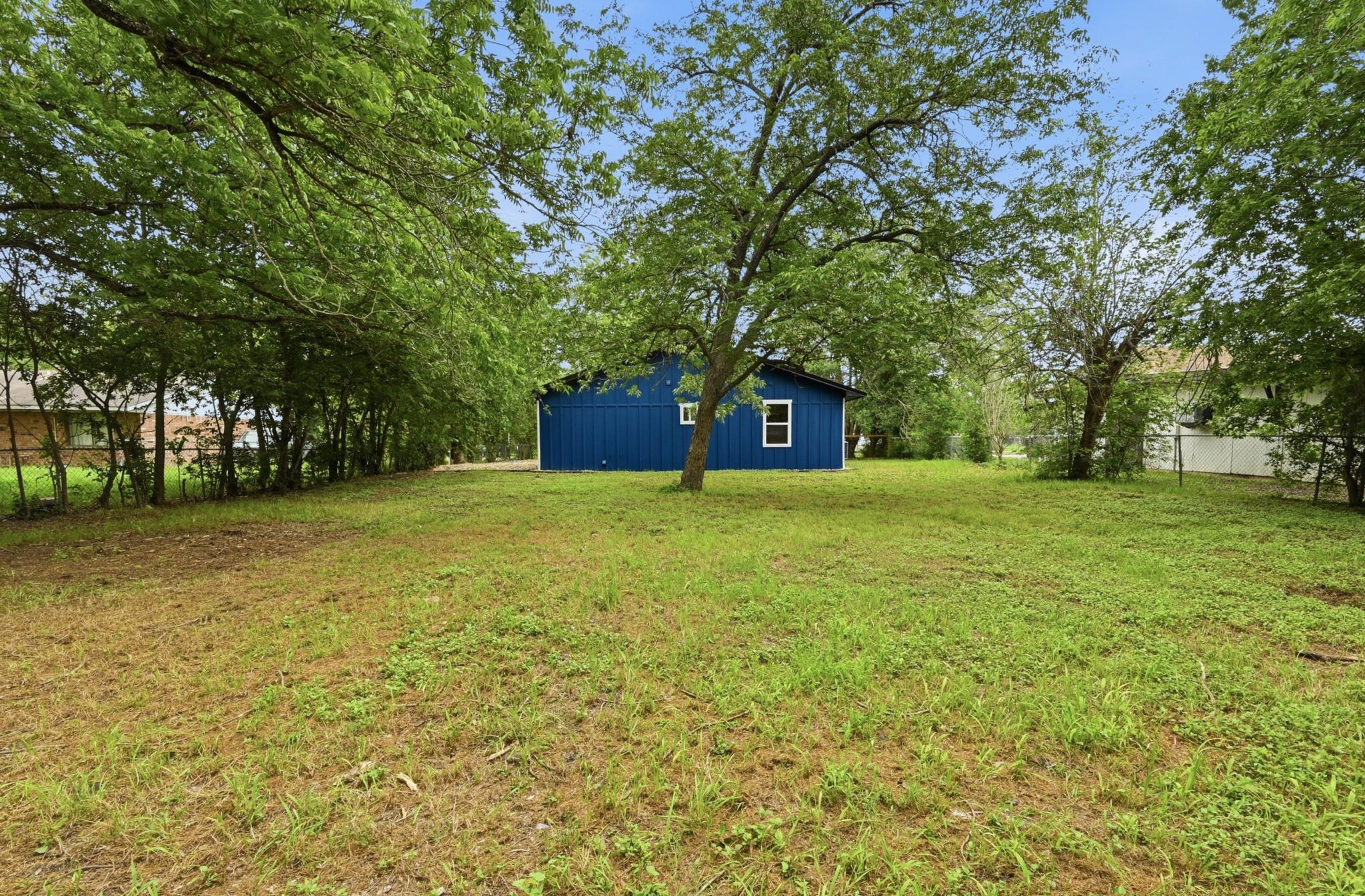 827 Clearfork St, Lockhart, TX 78644