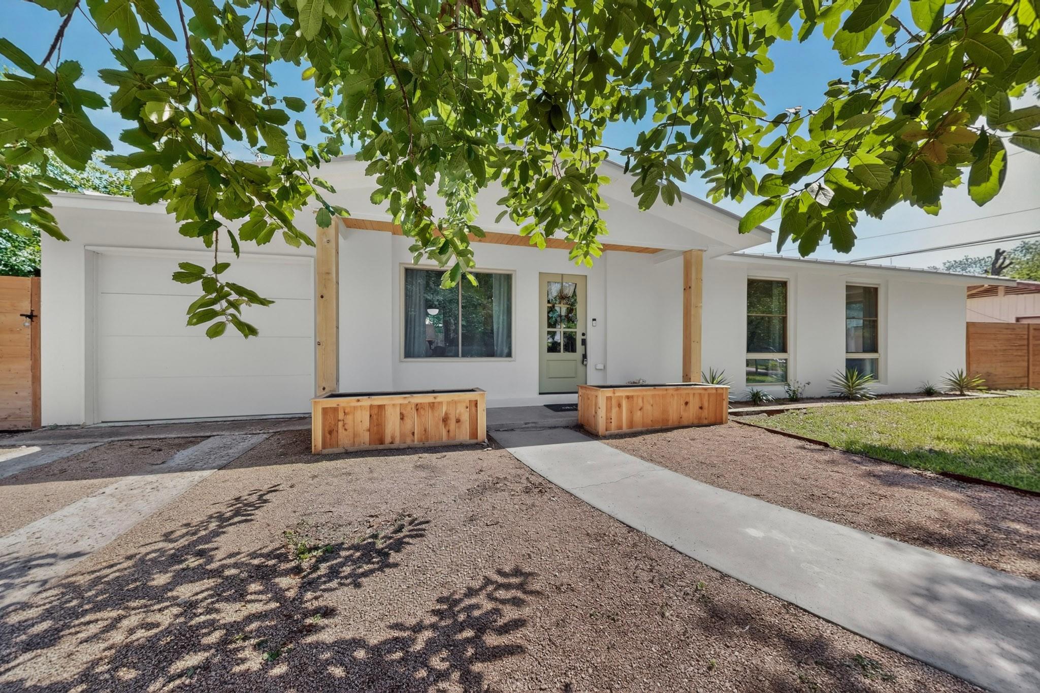 1308 BROADMOOR Dr, Austin, TX 78723