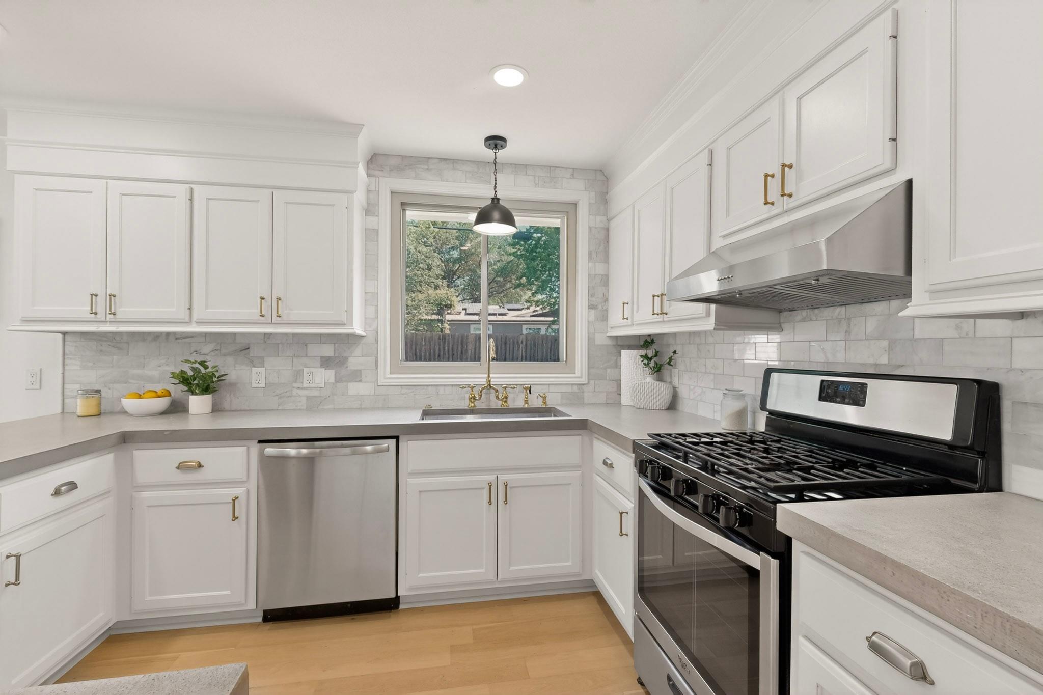 1308 BROADMOOR Dr, Austin, TX 78723