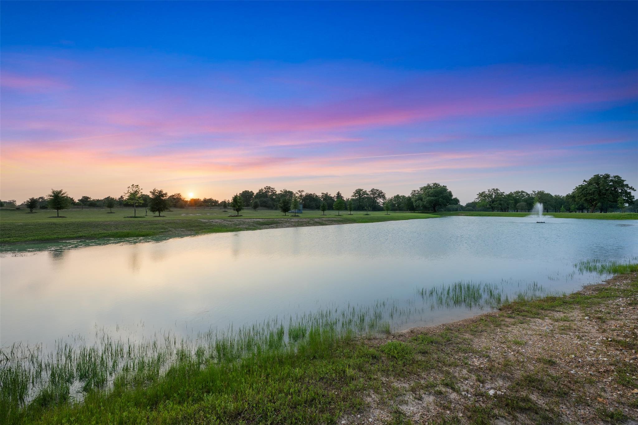1304 E State Highway 71, West Point, TX 78963