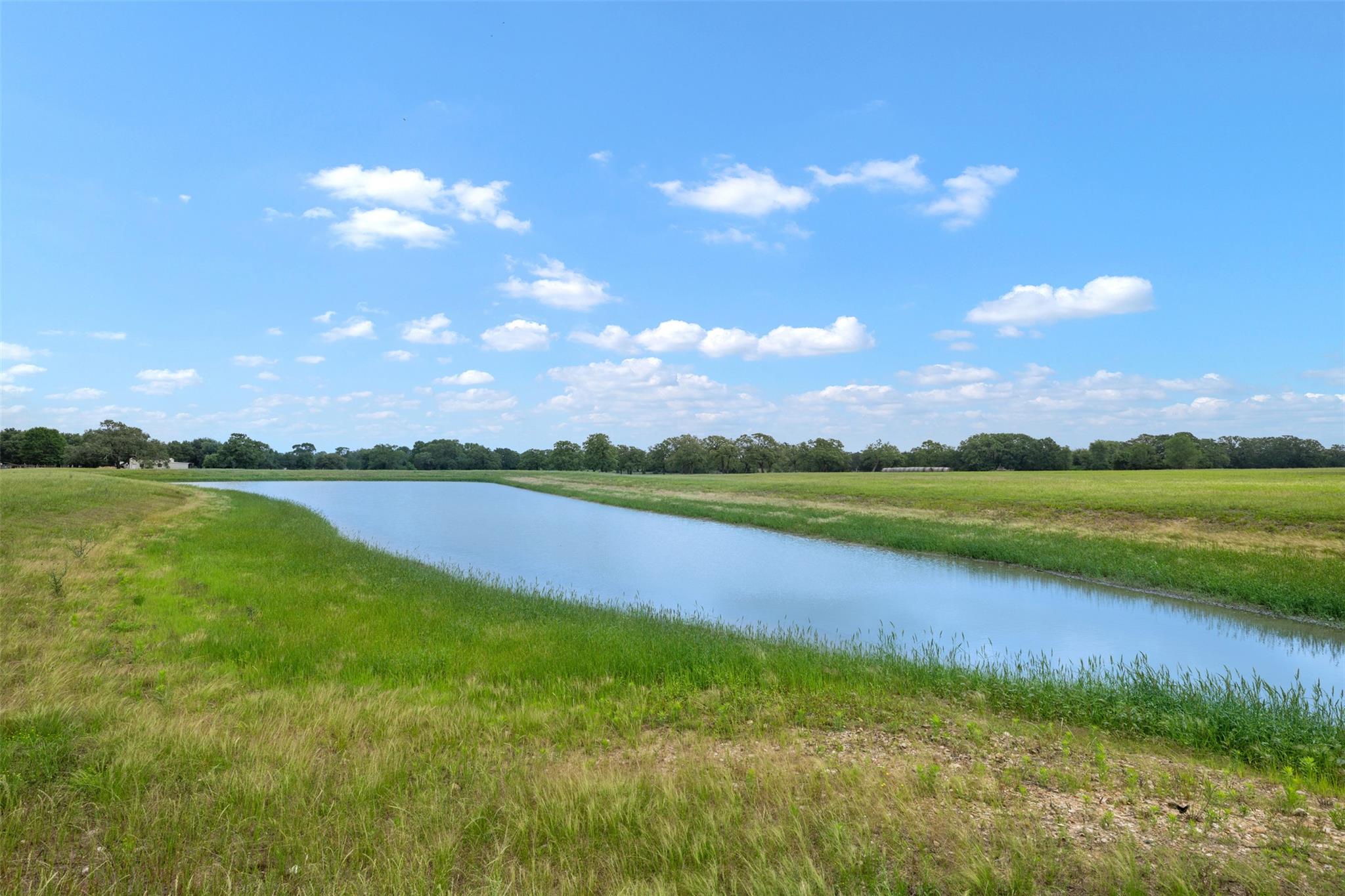 1304 E State Highway 71, West Point, TX 78963