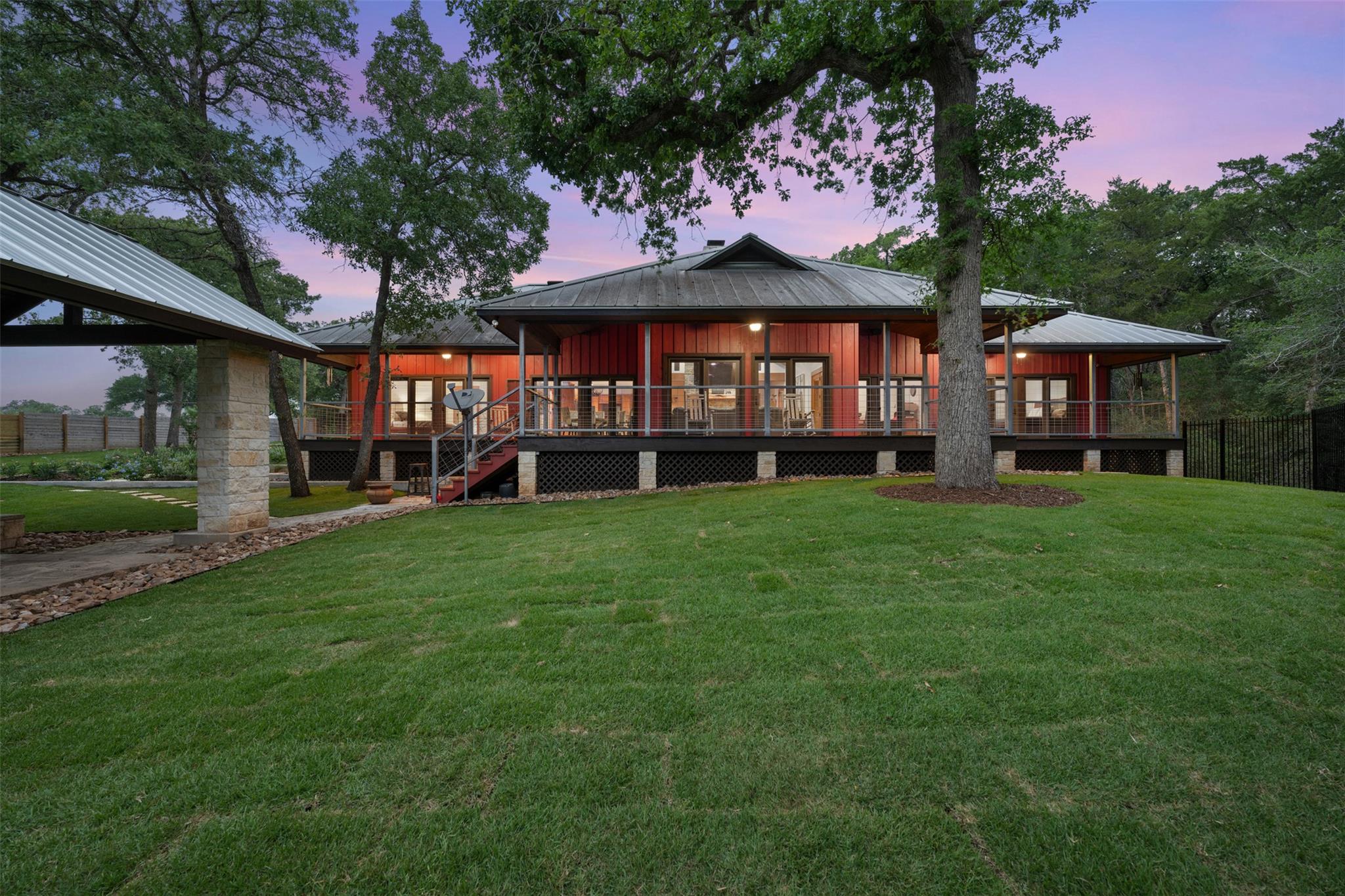 1304 E State Highway 71, West Point, TX 78963