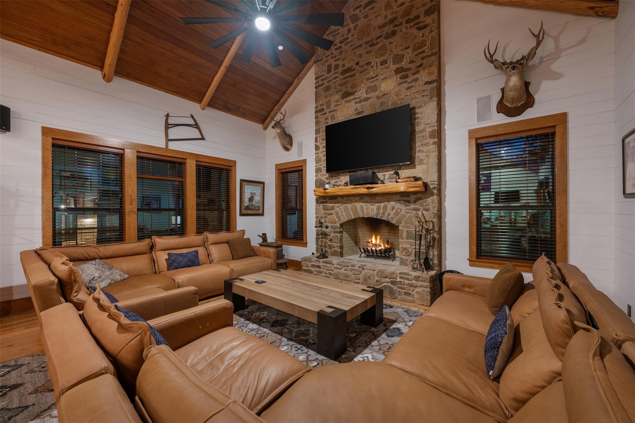1304 E State Highway 71, West Point, TX 78963