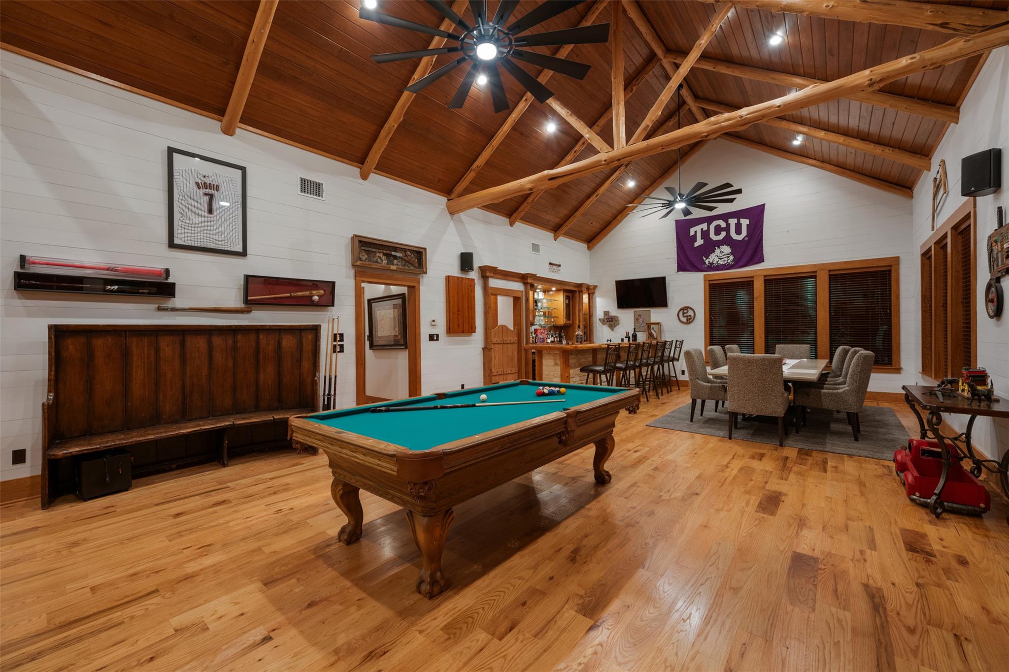 1304 E State Highway 71, West Point, TX 78963