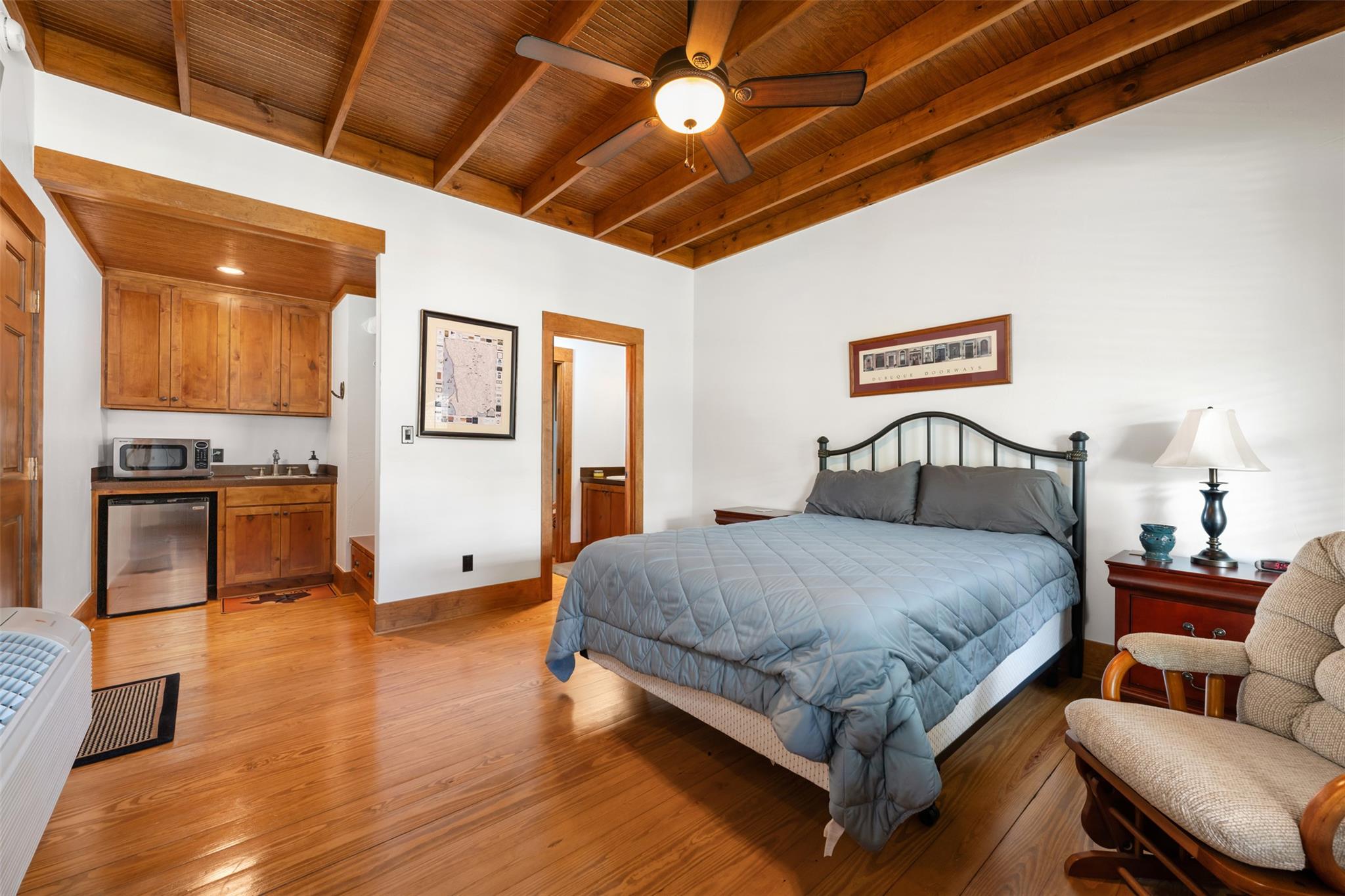 1304 E State Highway 71, West Point, TX 78963