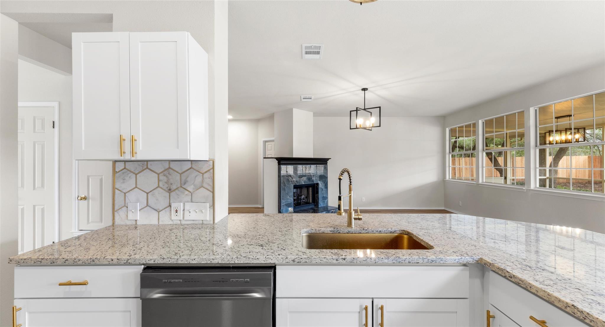 412 Tamara Dr, Georgetown, TX 78628