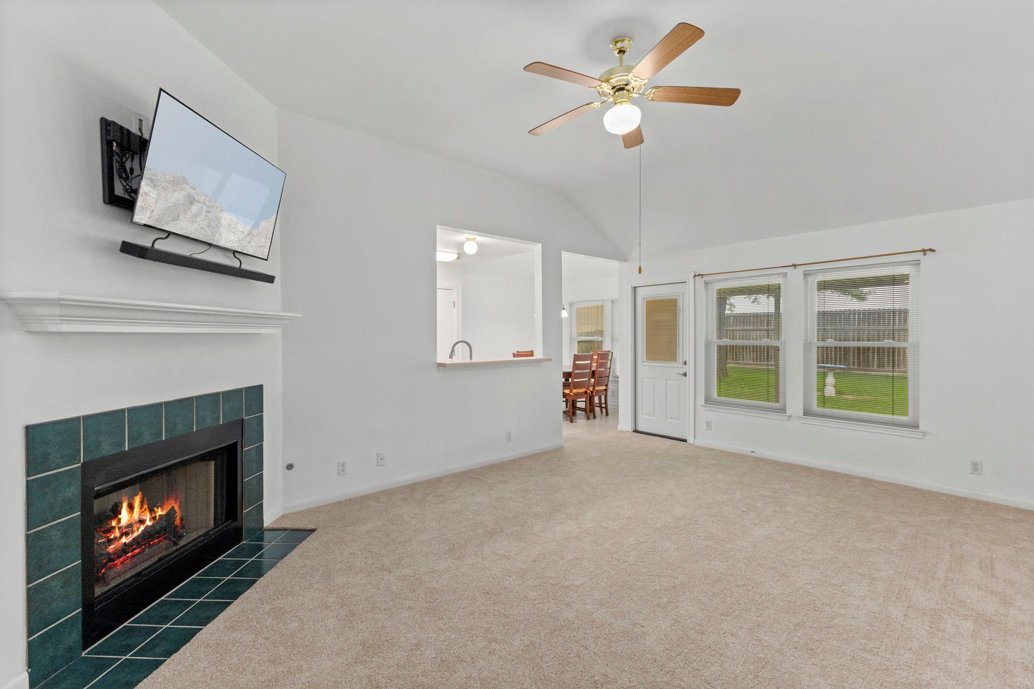 290 Bailey Loop, Kyle, TX 78640