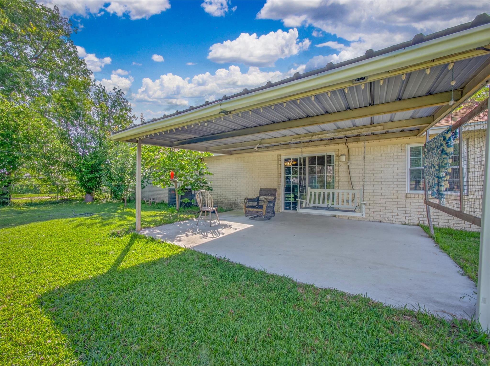 719 W Karnes Dr, Robinson, TX 76706