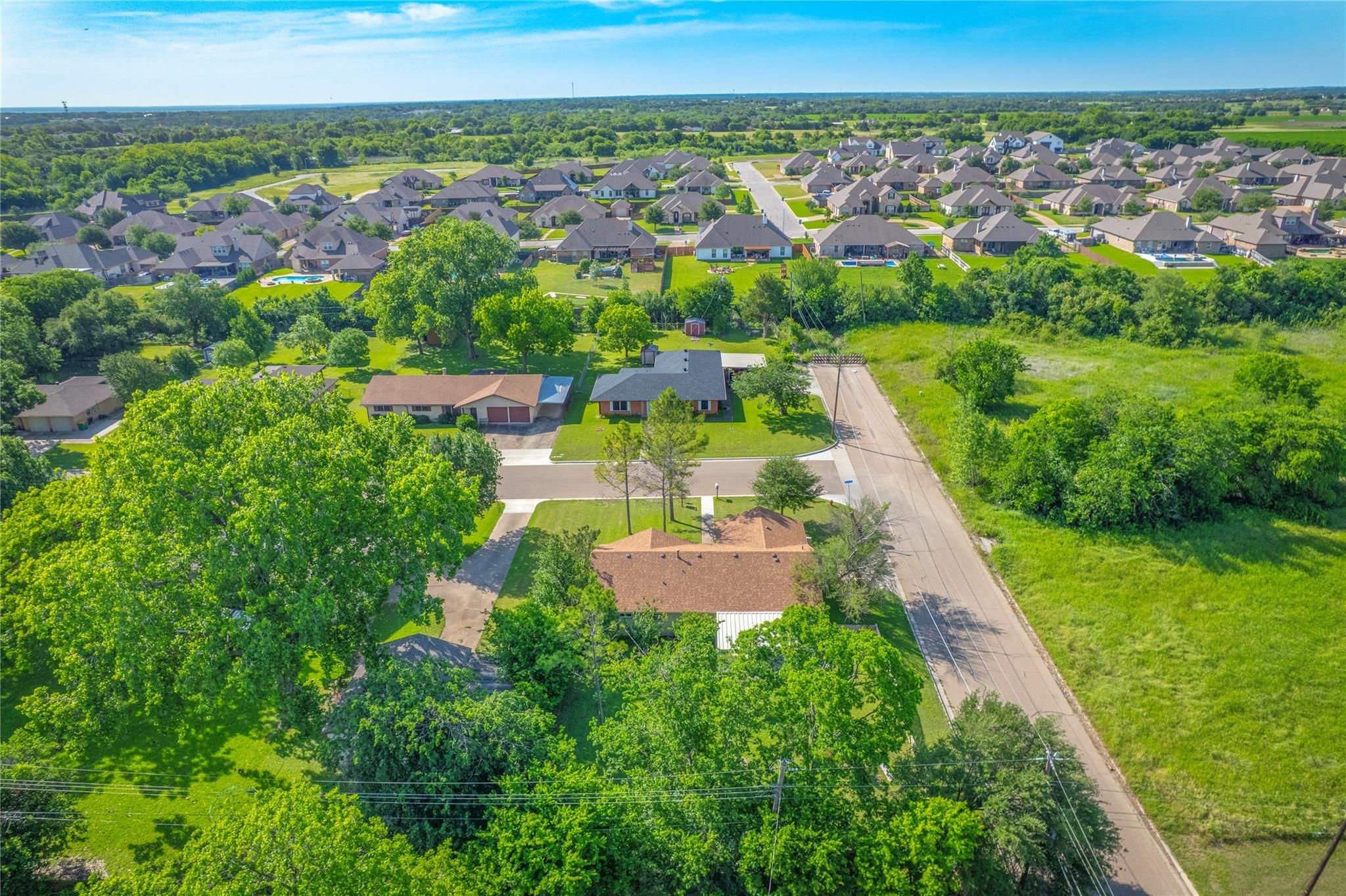 719 W Karnes Dr, Robinson, TX 76706