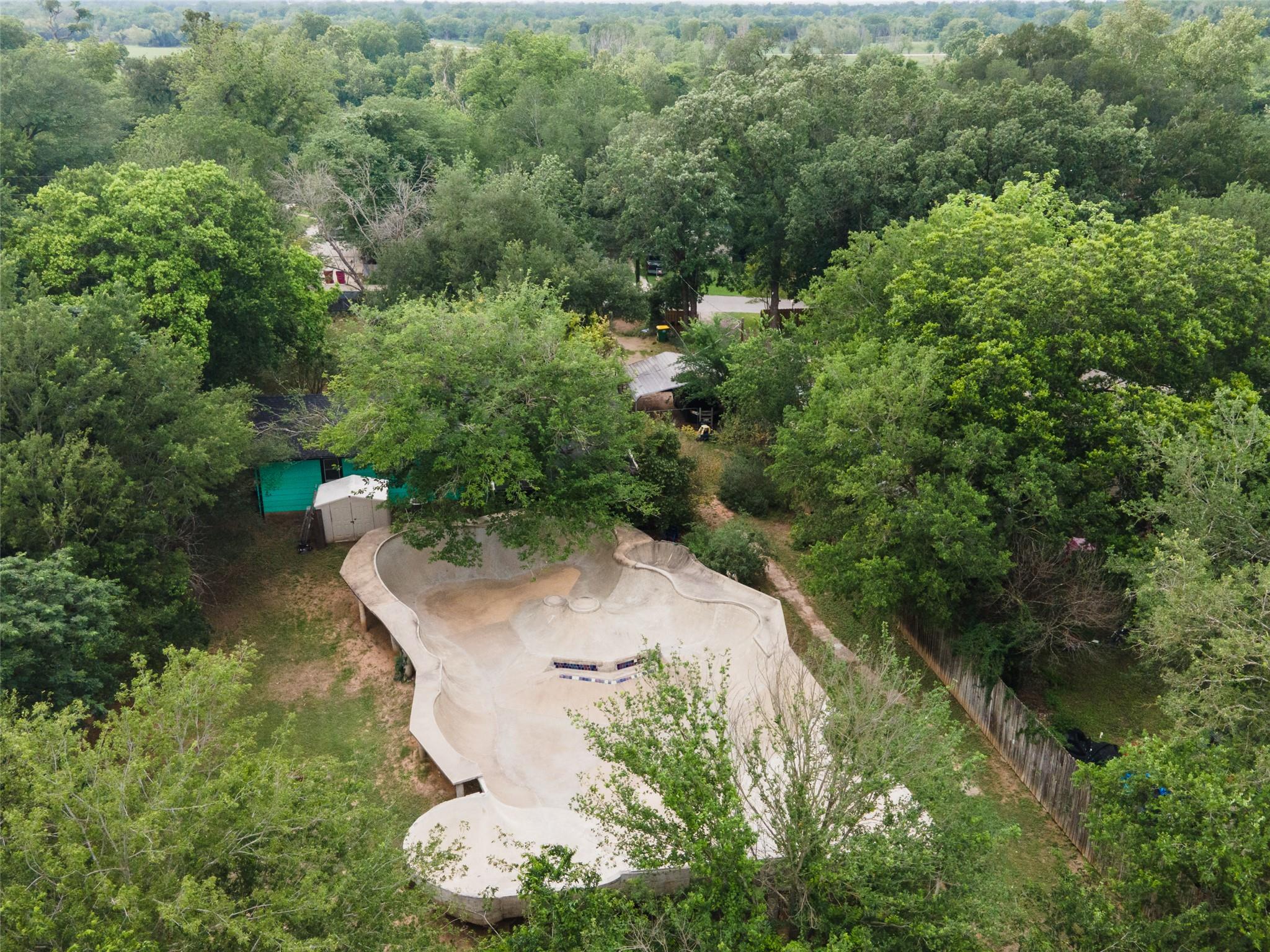 3209 River Rd, Cedar Creek, TX 78612