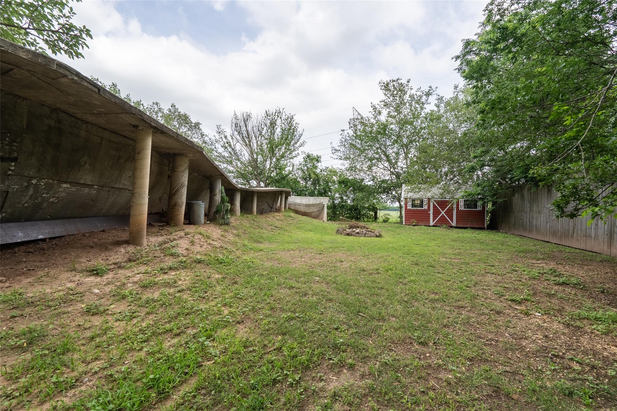 3209 River Rd, Cedar Creek, TX 78612