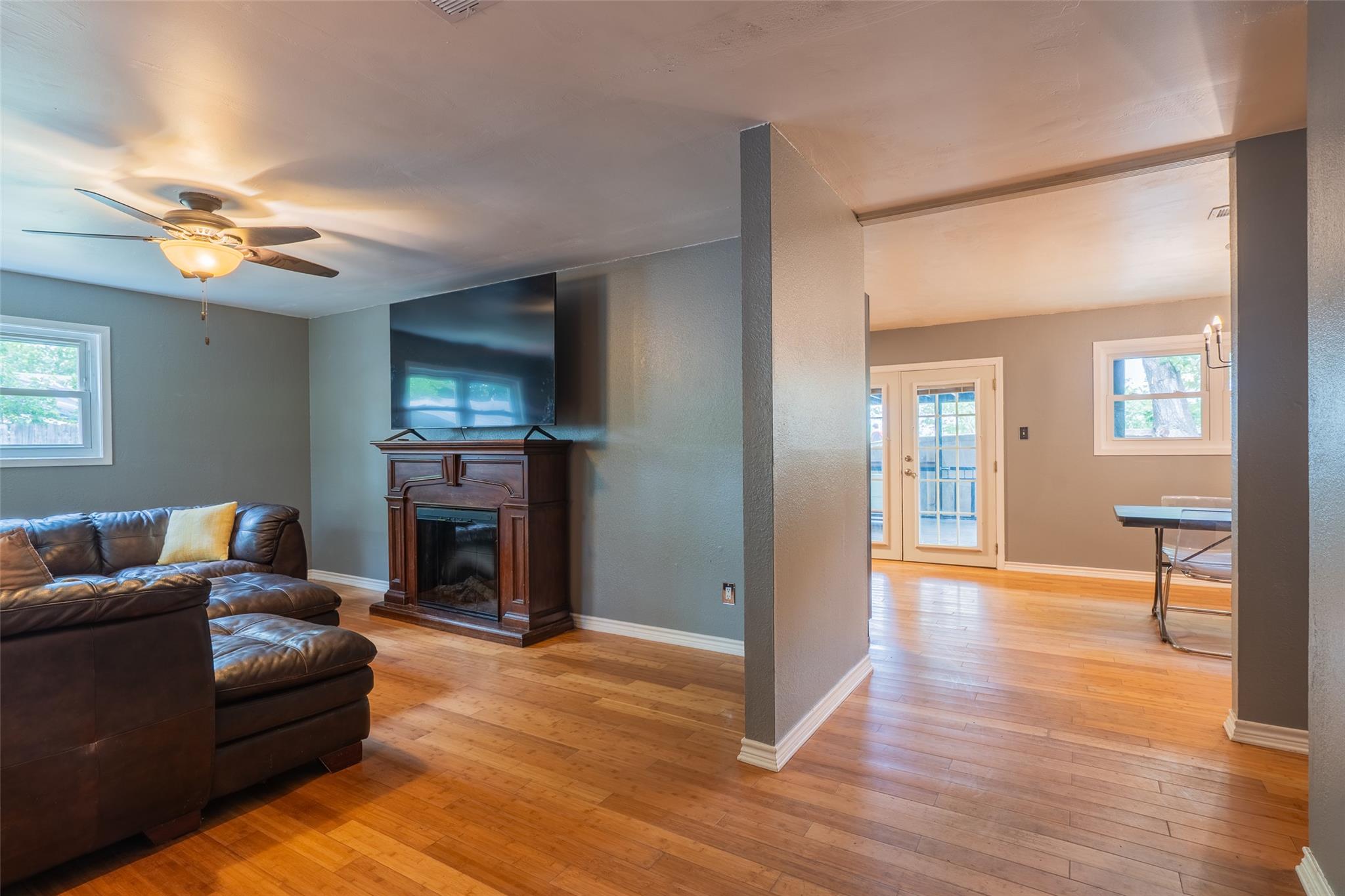 3209 River Rd, Cedar Creek, TX 78612