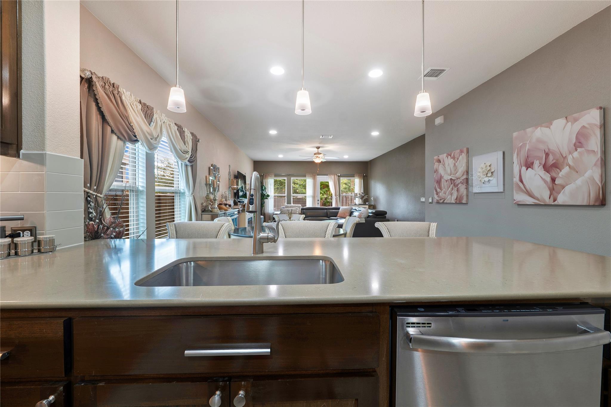 8721 Sikes Way, Austin, TX 78747